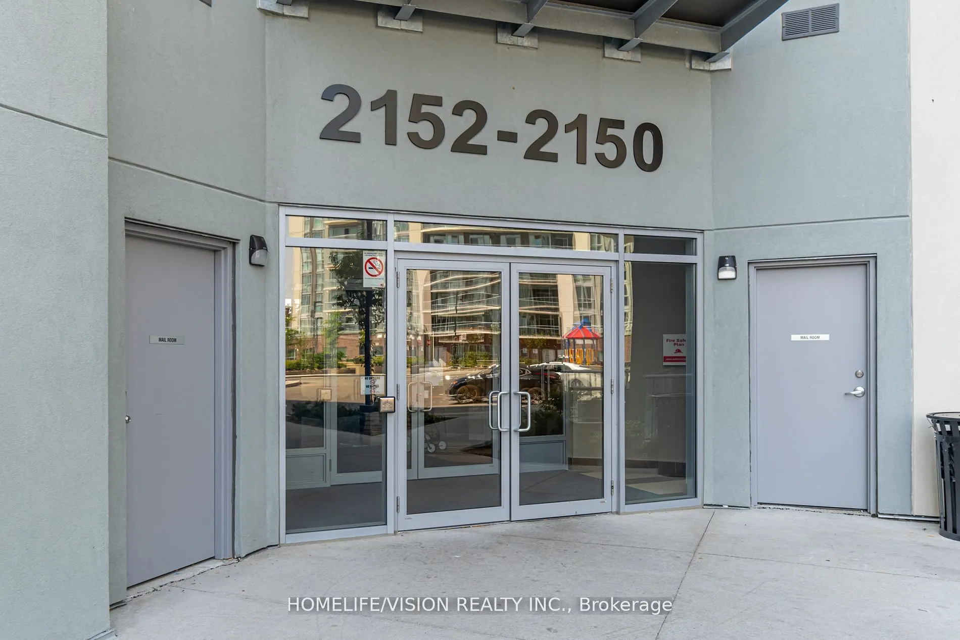 2152 Lawrence Avenue E, #604