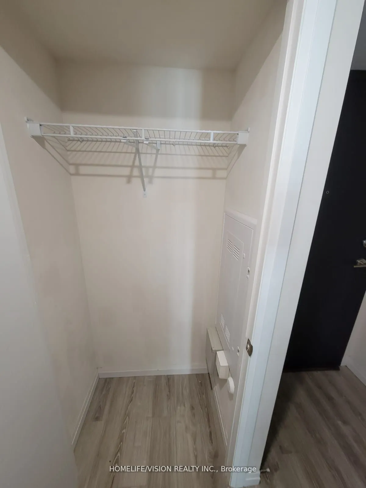 2152 Lawrence Avenue E, #604