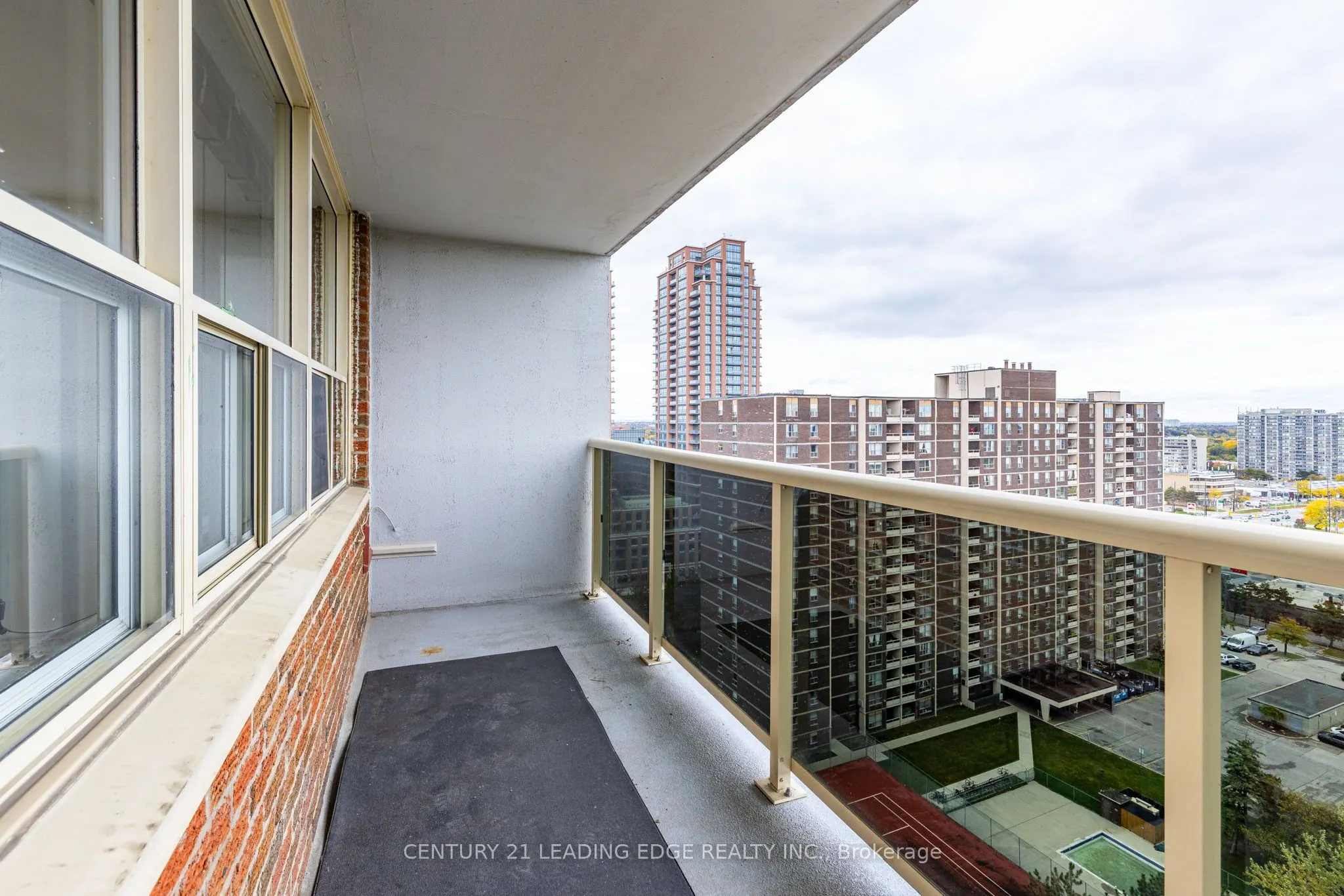 270 Palmdale Drive, #1704