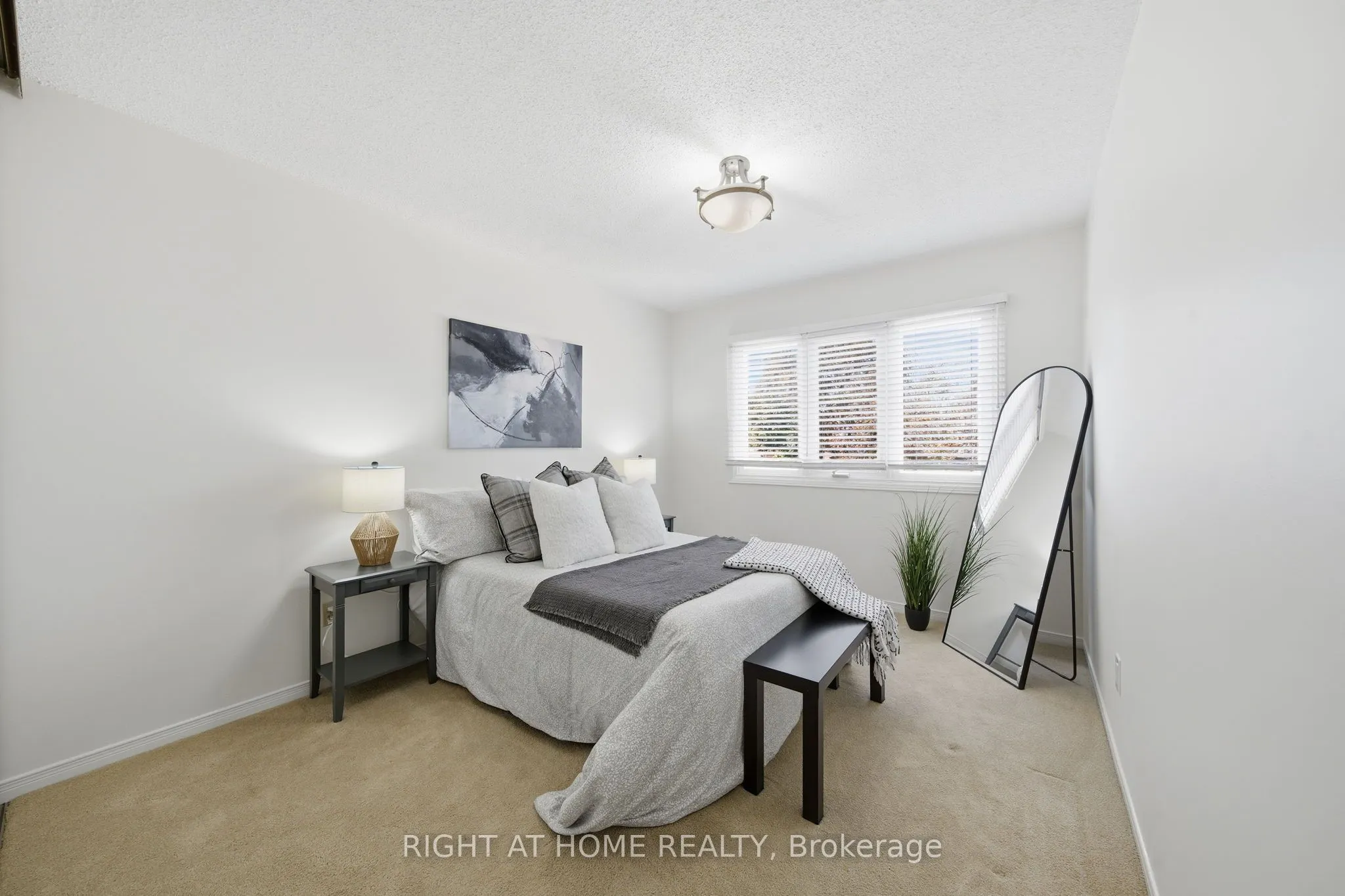 5 Wickens Crescent