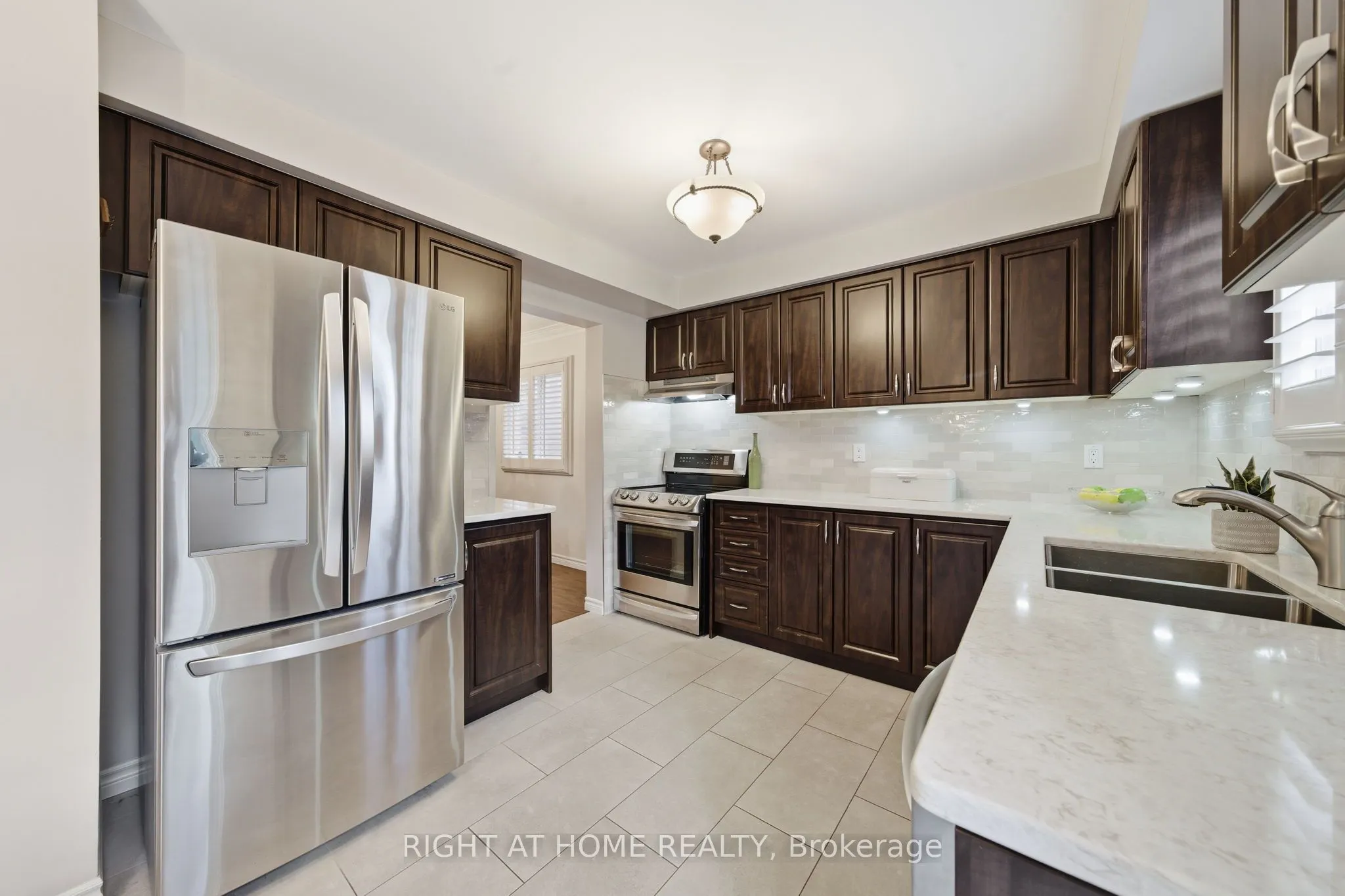 5 Wickens Crescent