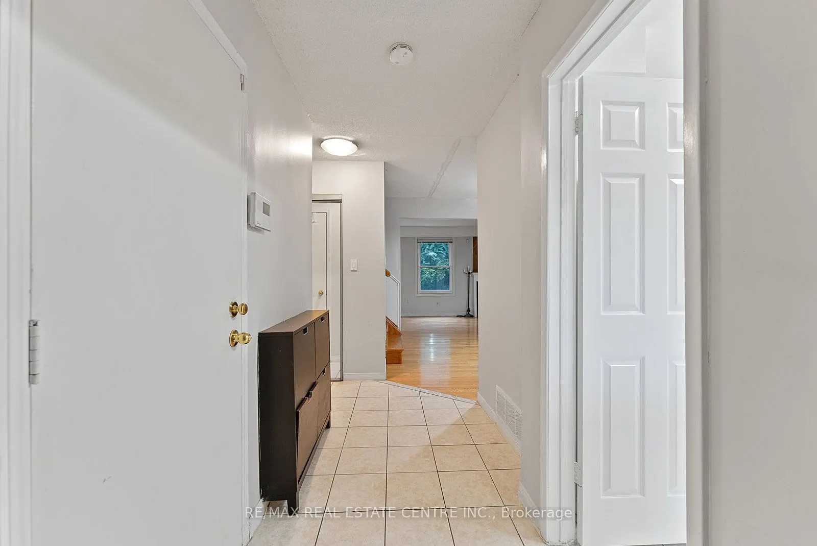 79 Fawndale Crescent, #Upper