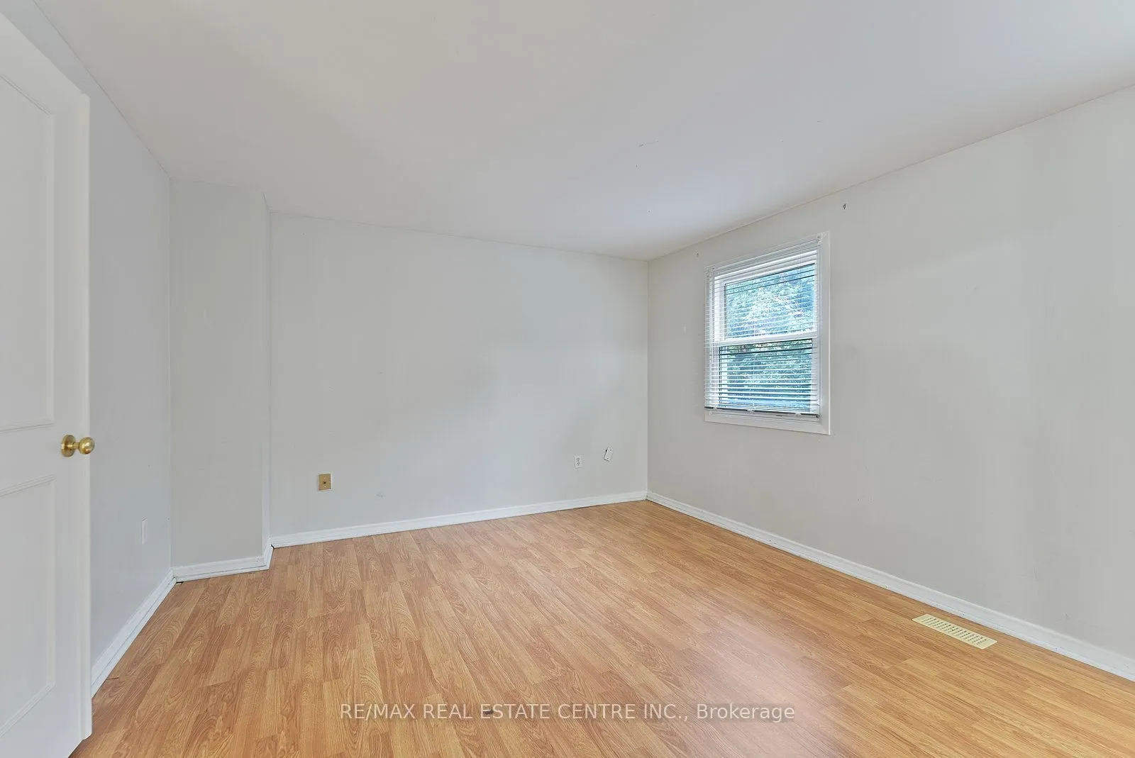 79 Fawndale Crescent, #Upper