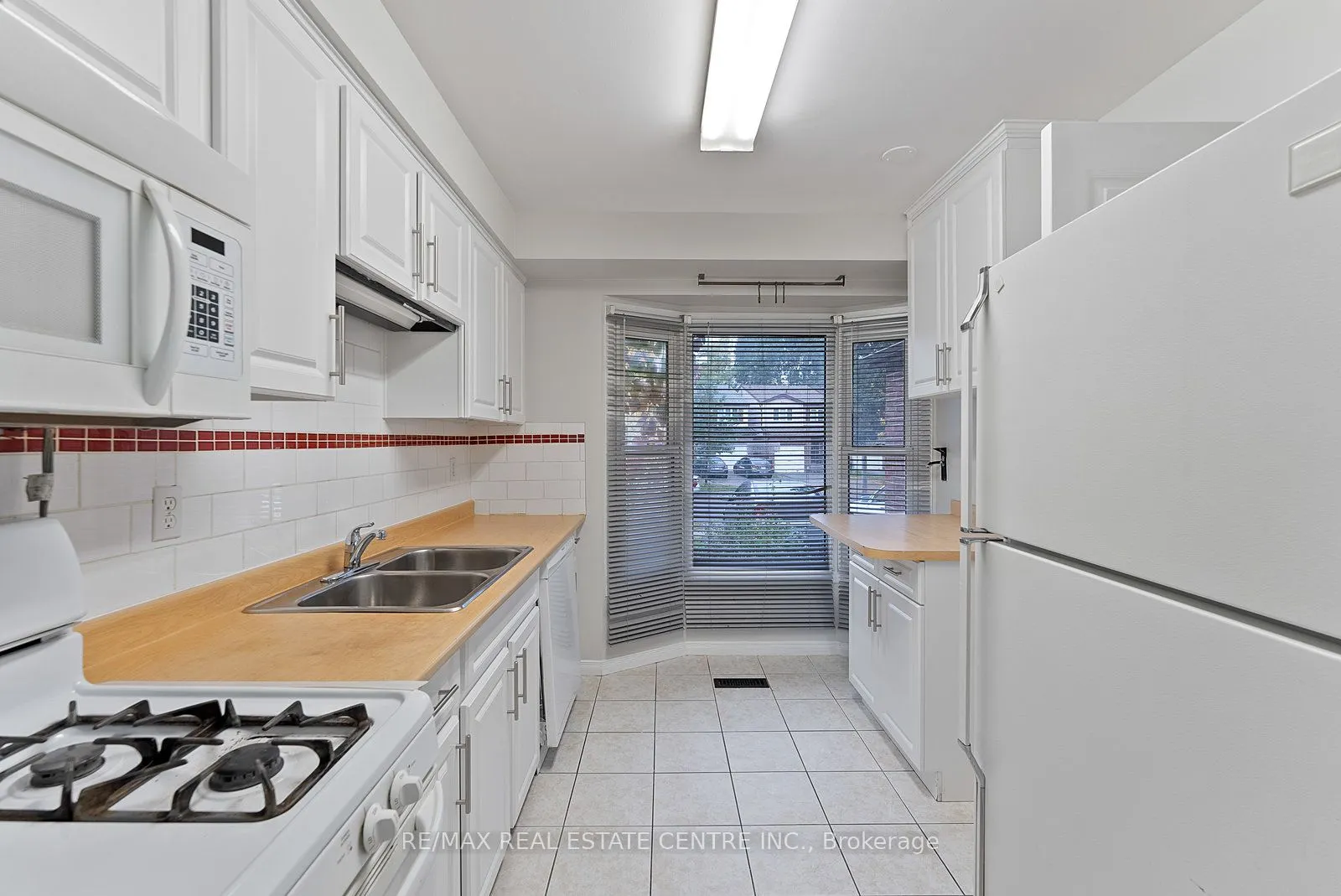79 Fawndale Crescent, #Upper