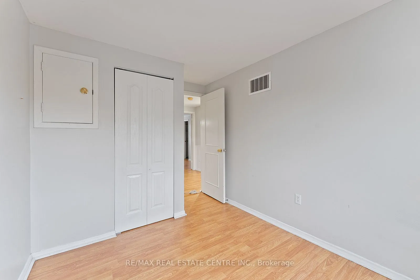79 Fawndale Crescent, #Upper