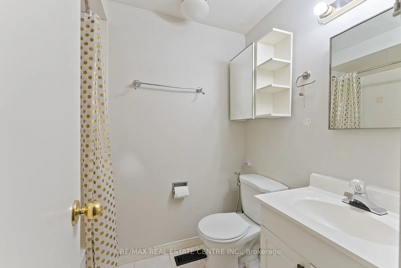 79 Fawndale Crescent, #Upper