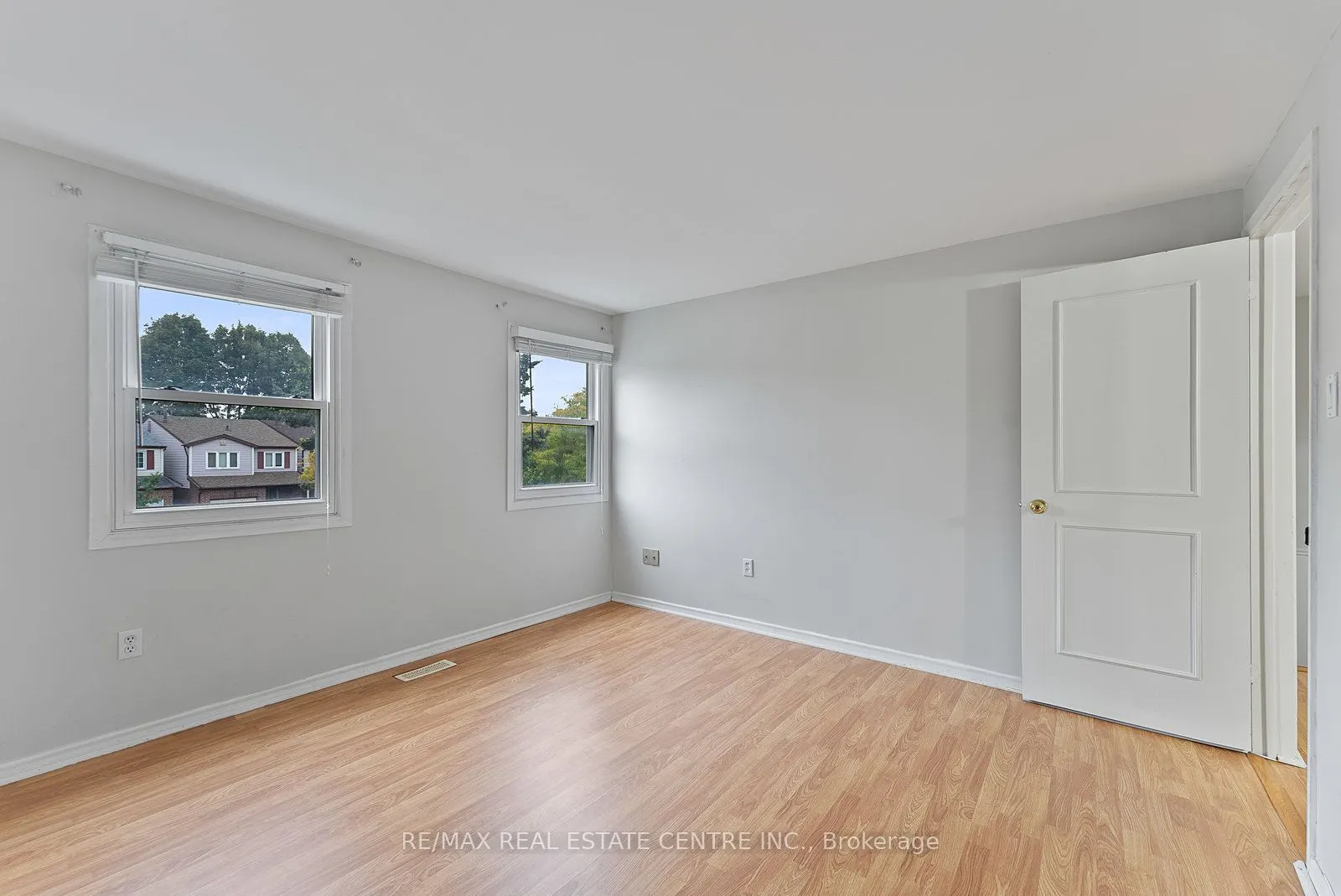 79 Fawndale Crescent, #Upper