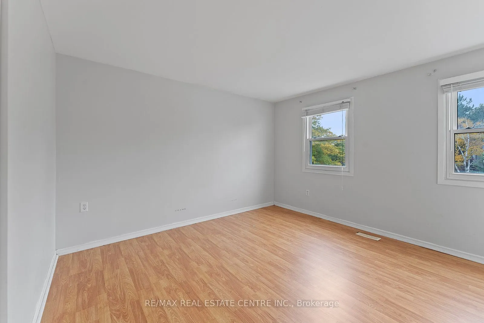 79 Fawndale Crescent, #Upper