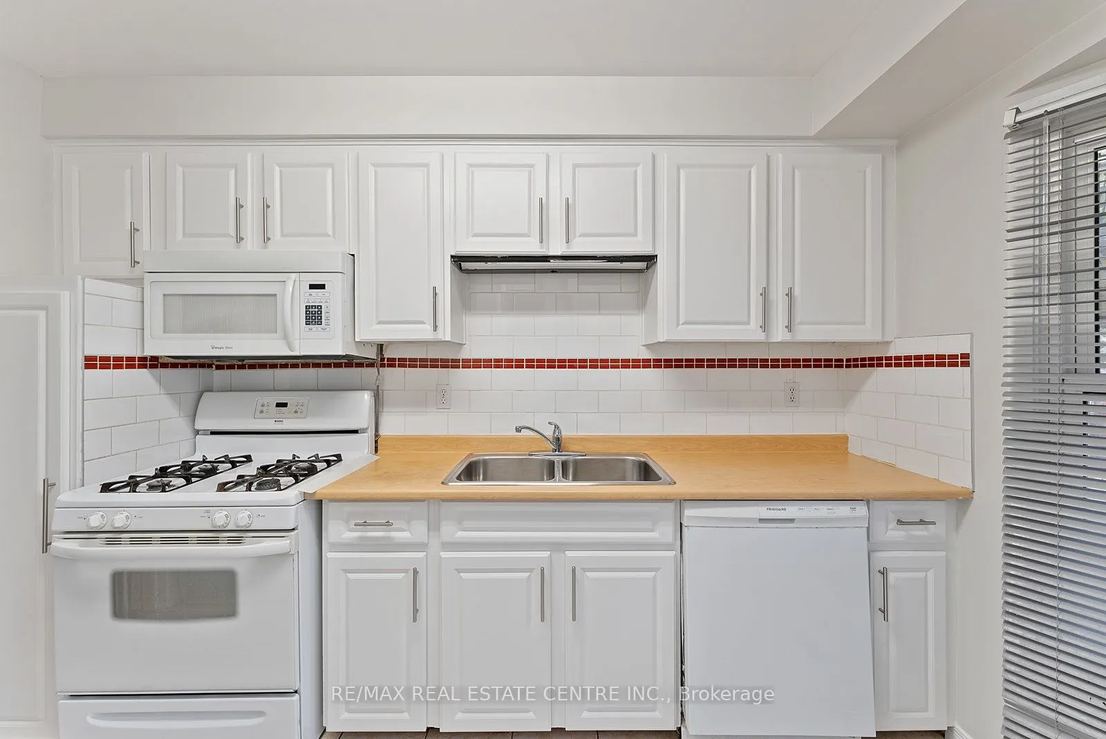 79 Fawndale Crescent, #Upper