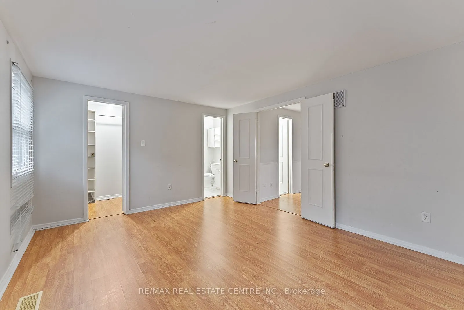 79 Fawndale Crescent, #Upper