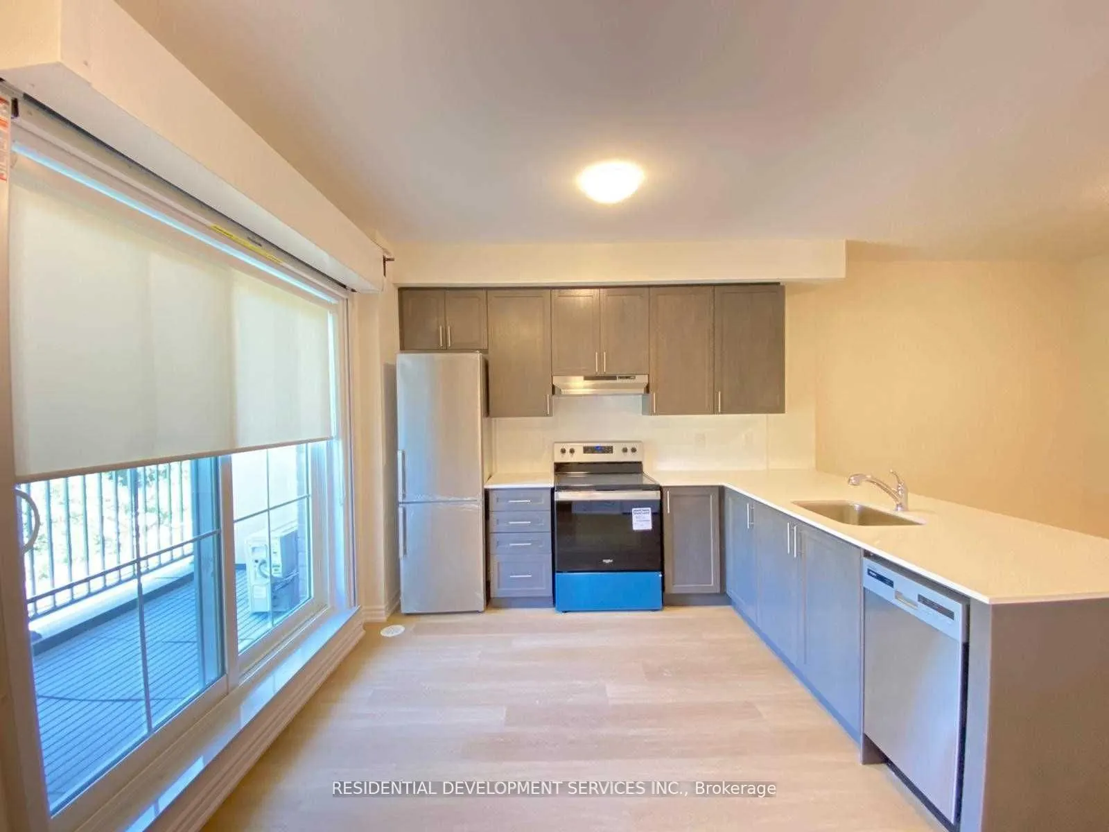 465 Beresford Path, #7