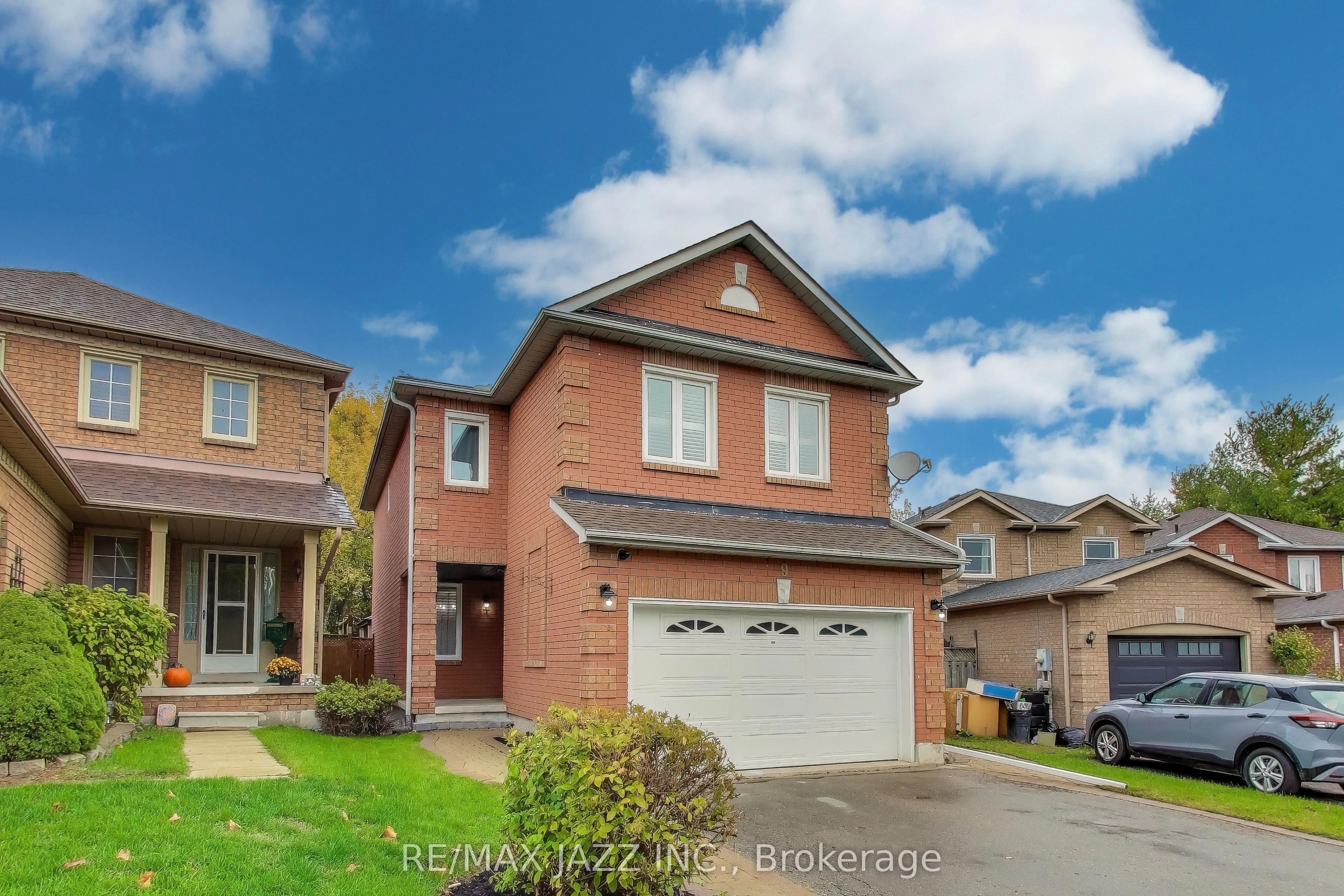 9 Maconnachie Place