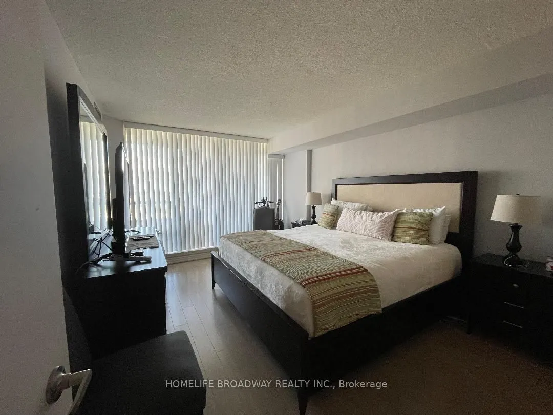350 Alton Towers Circle, #1409