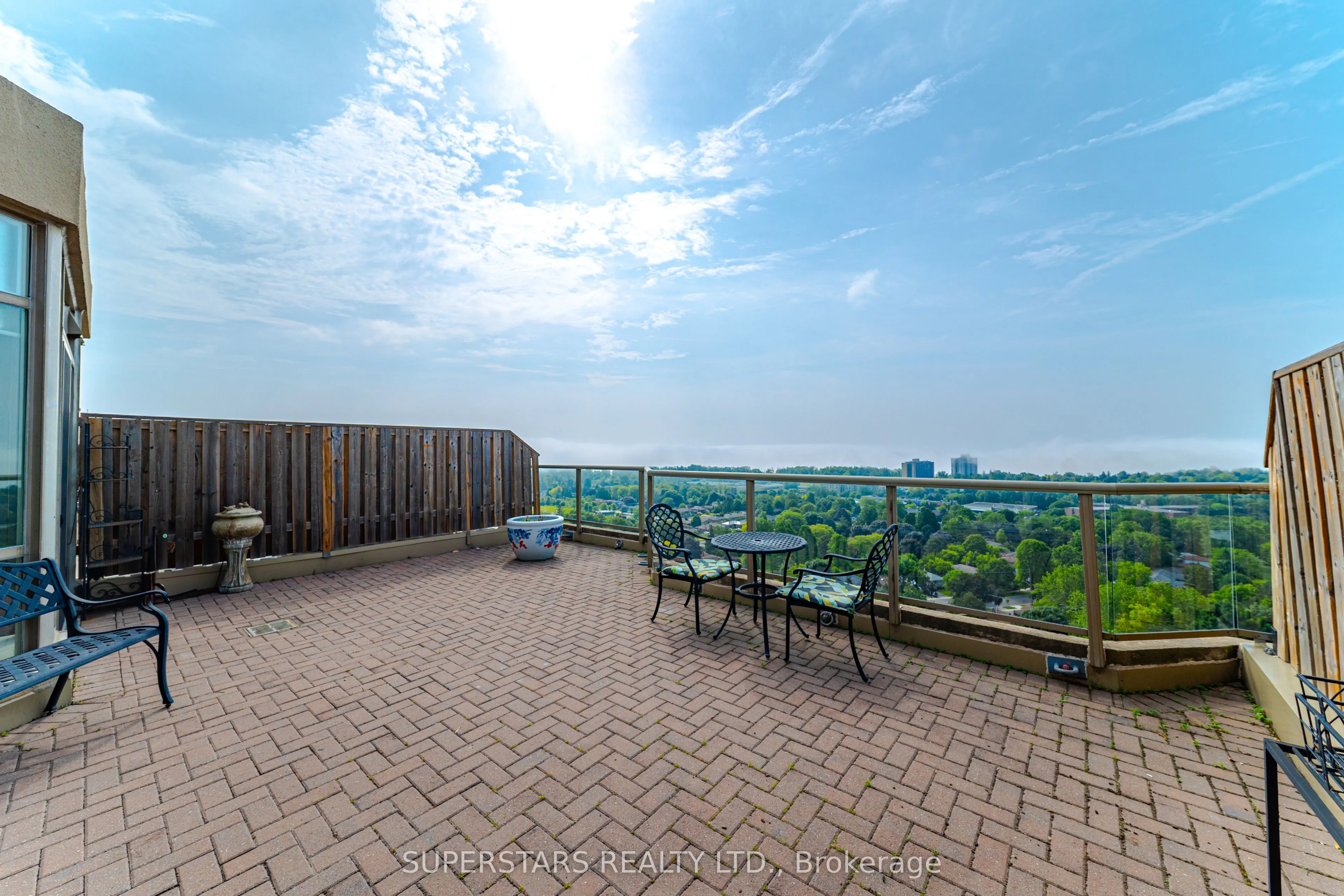 20 Guildwood Parkway, #PH14