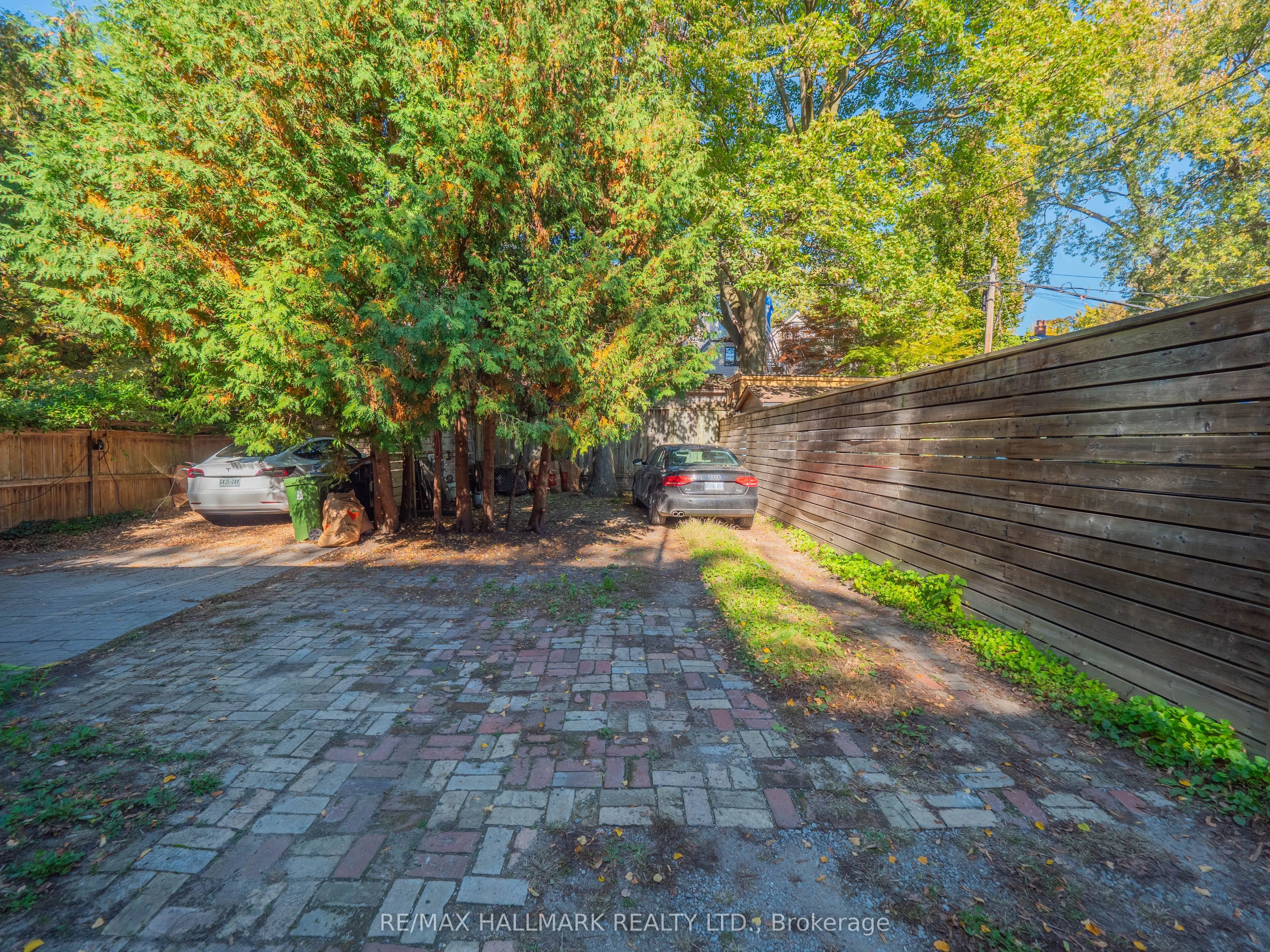 116 Victor Avenue