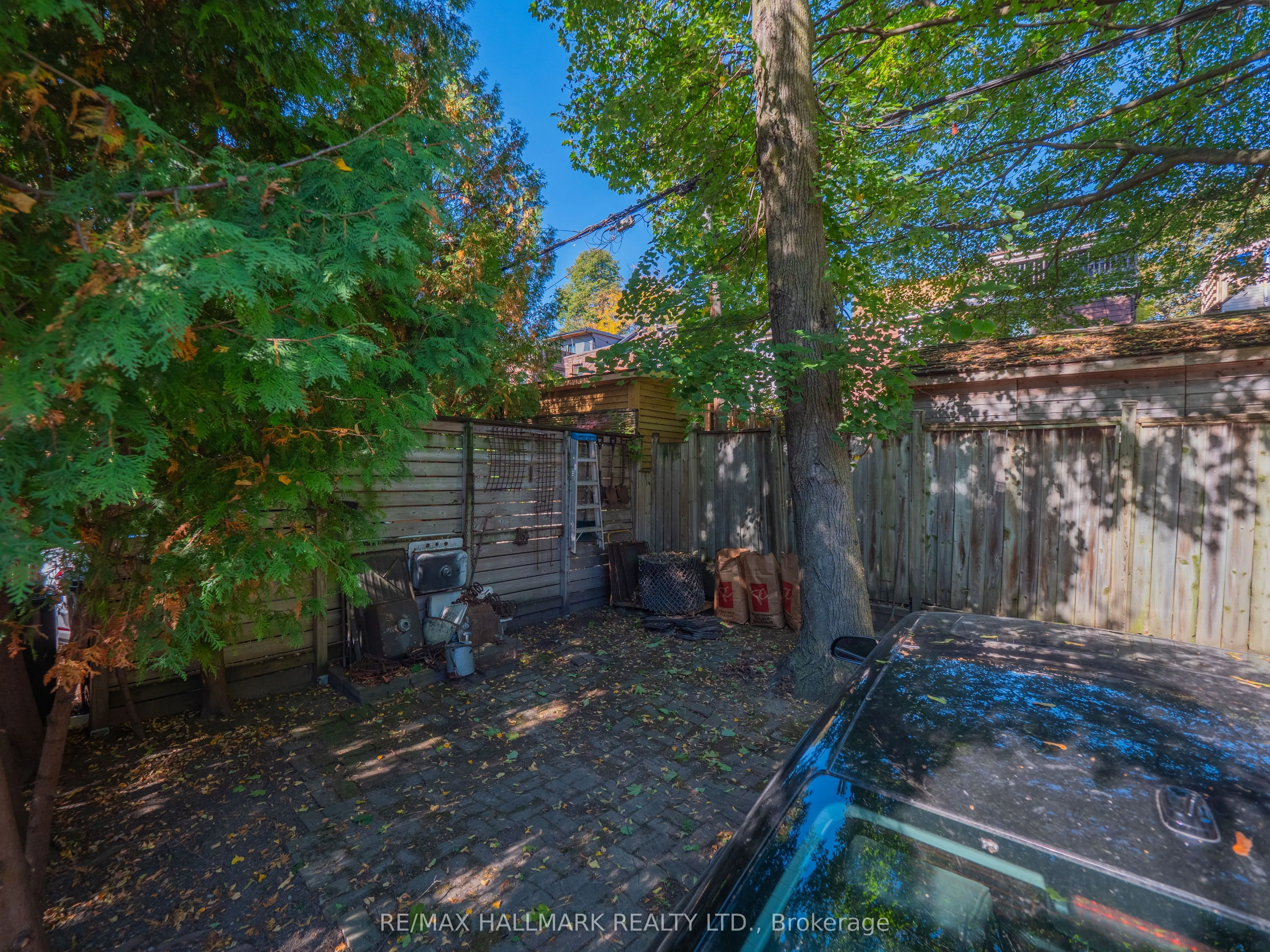 116 Victor Avenue