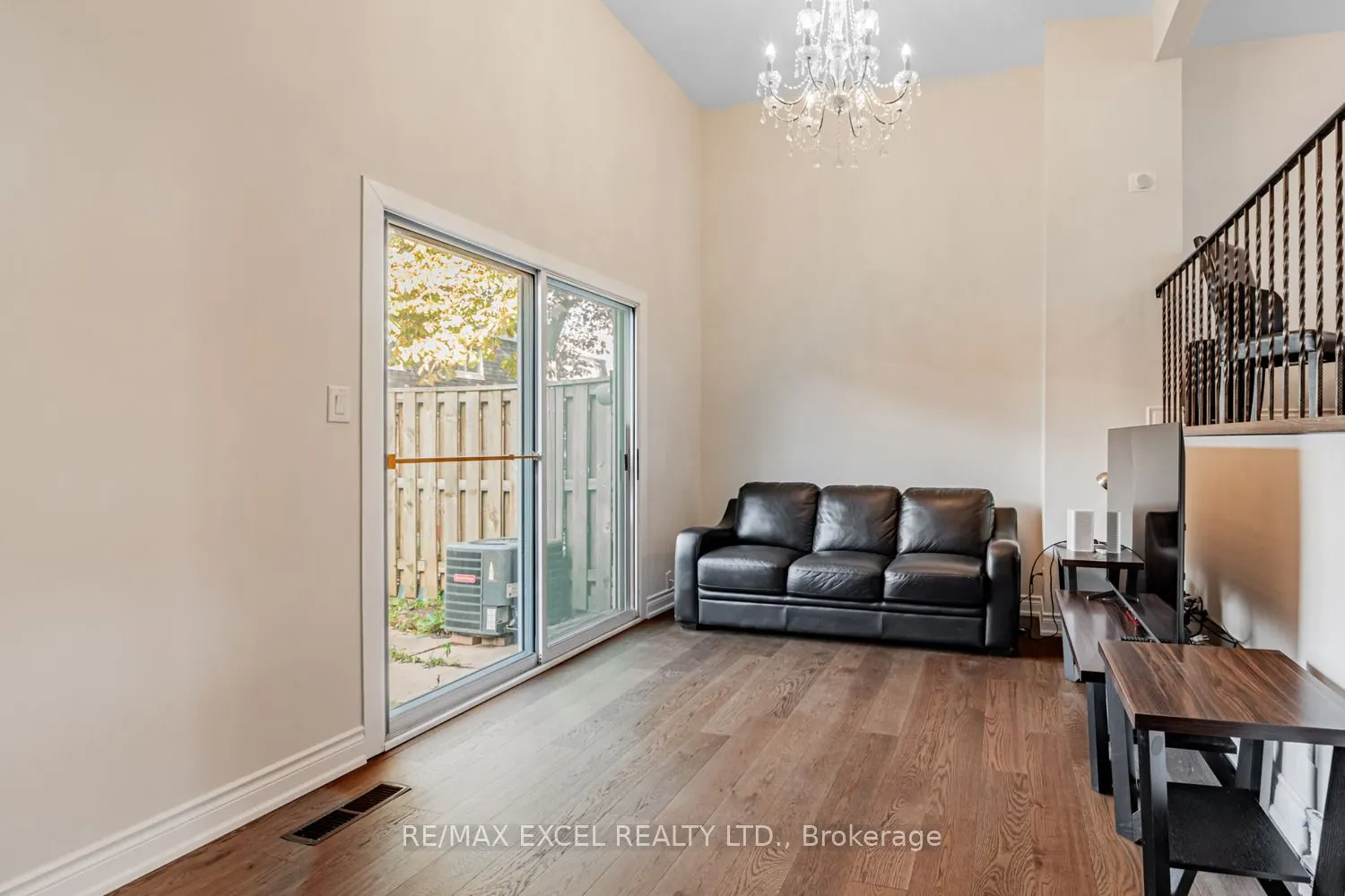 120 Beverly Glen Boulevard, ##61