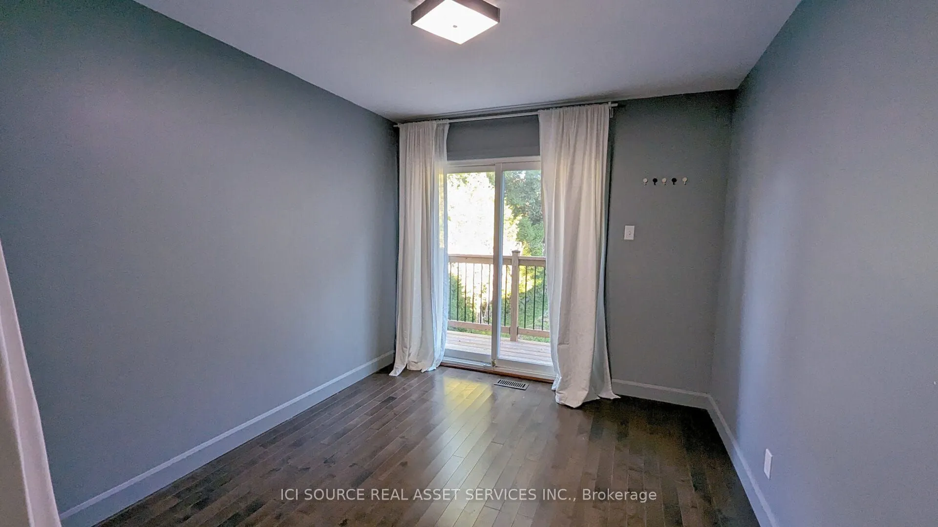 43 Tansley Avenue, #Main floor
