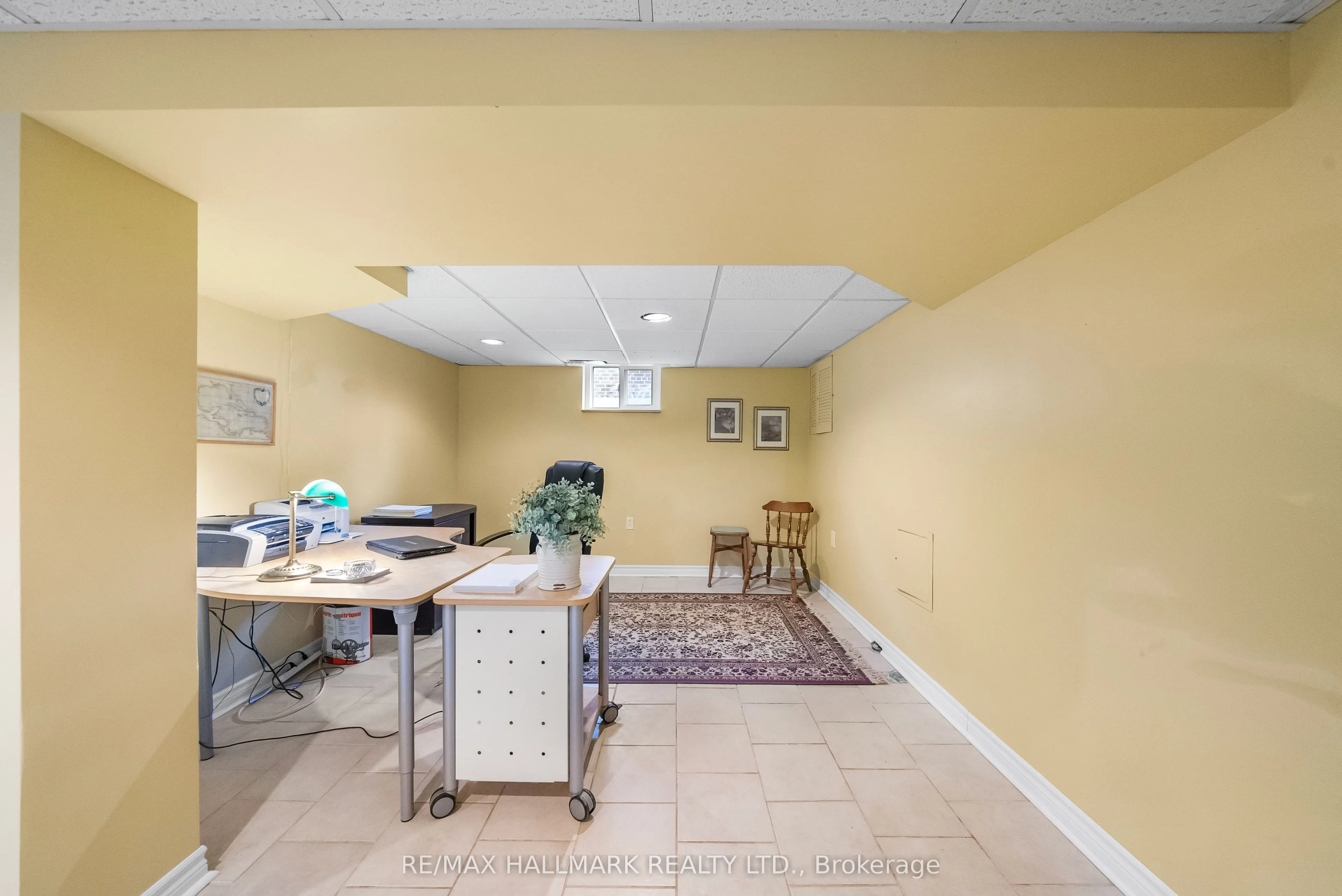 266 Chine Drive