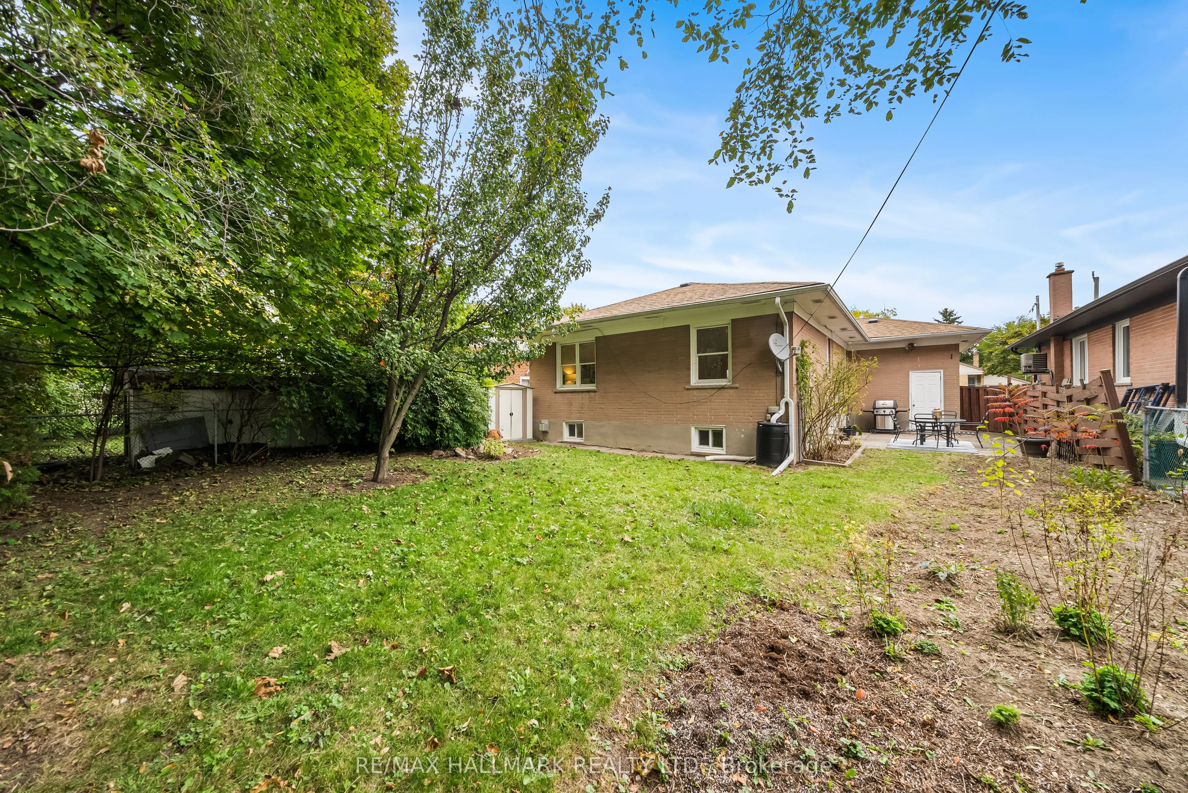 266 Chine Drive