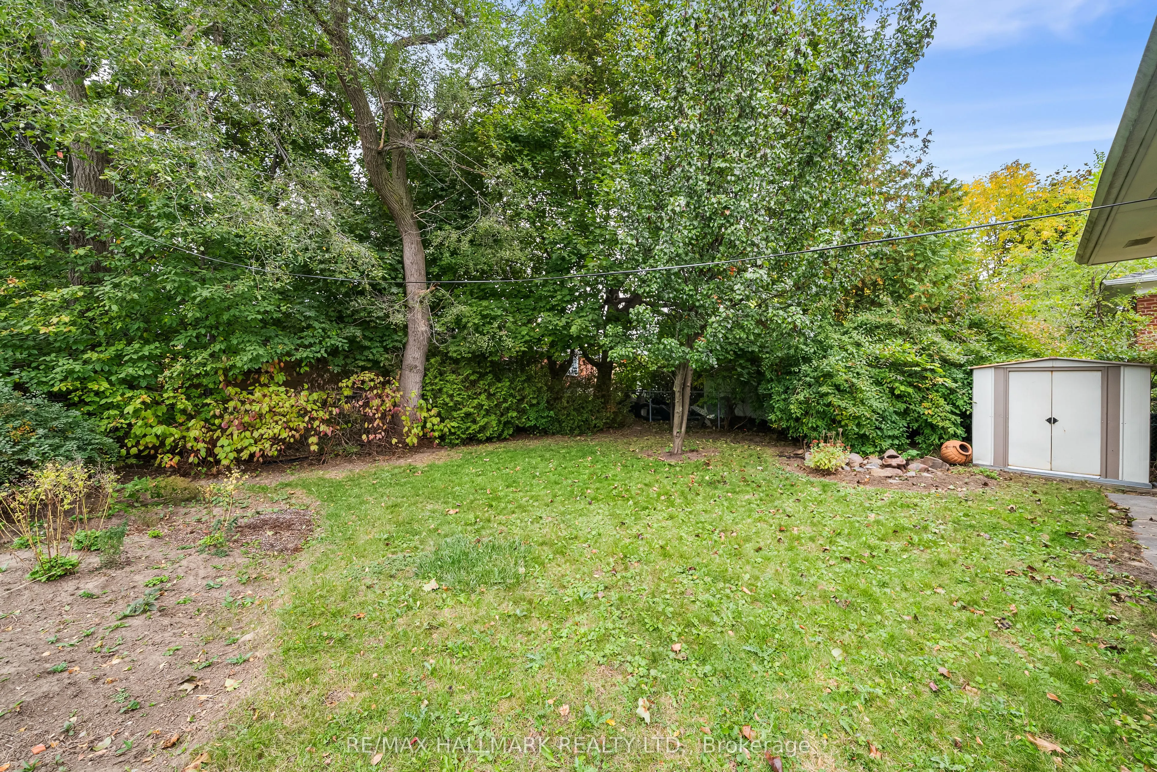 266 Chine Drive