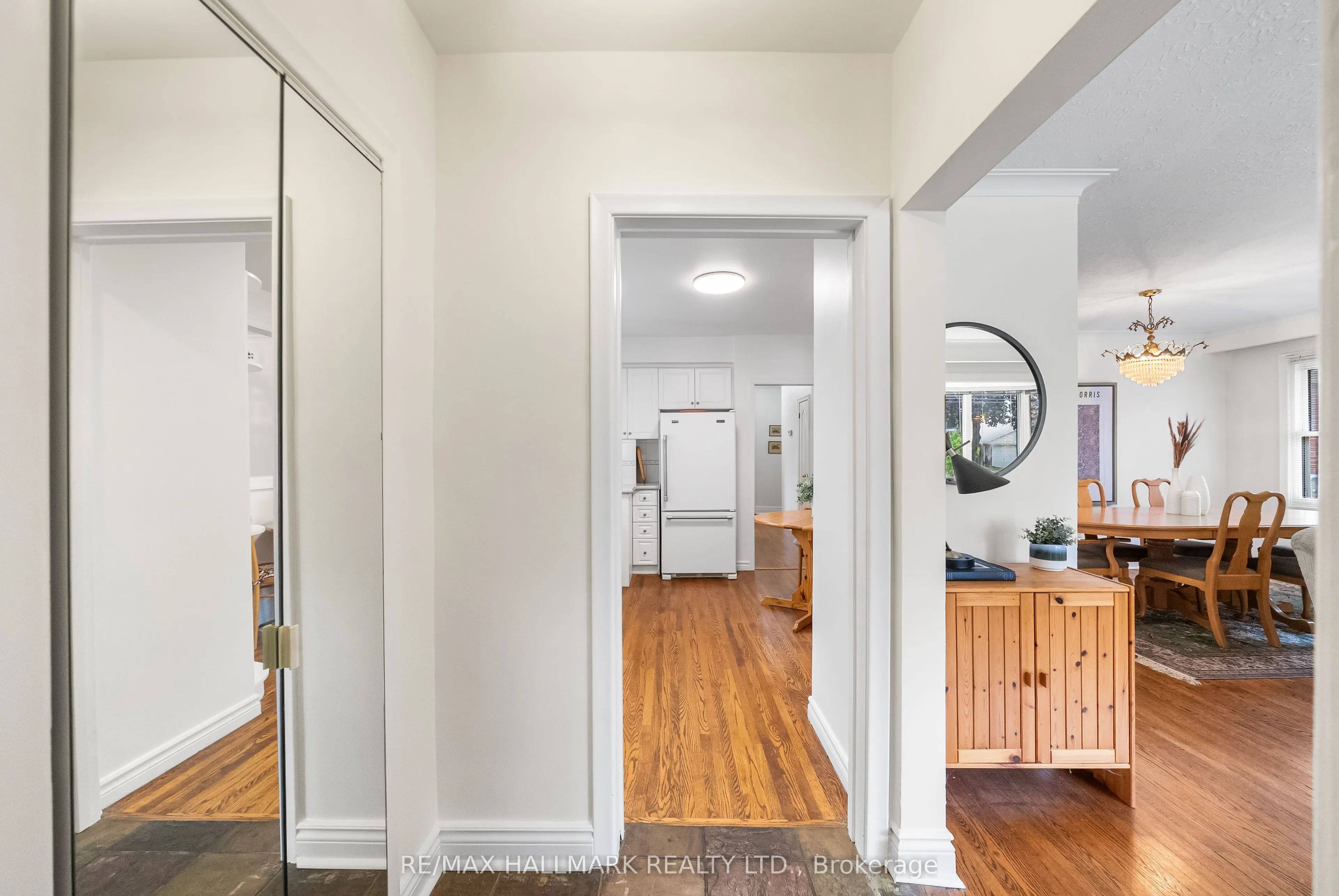 266 Chine Drive