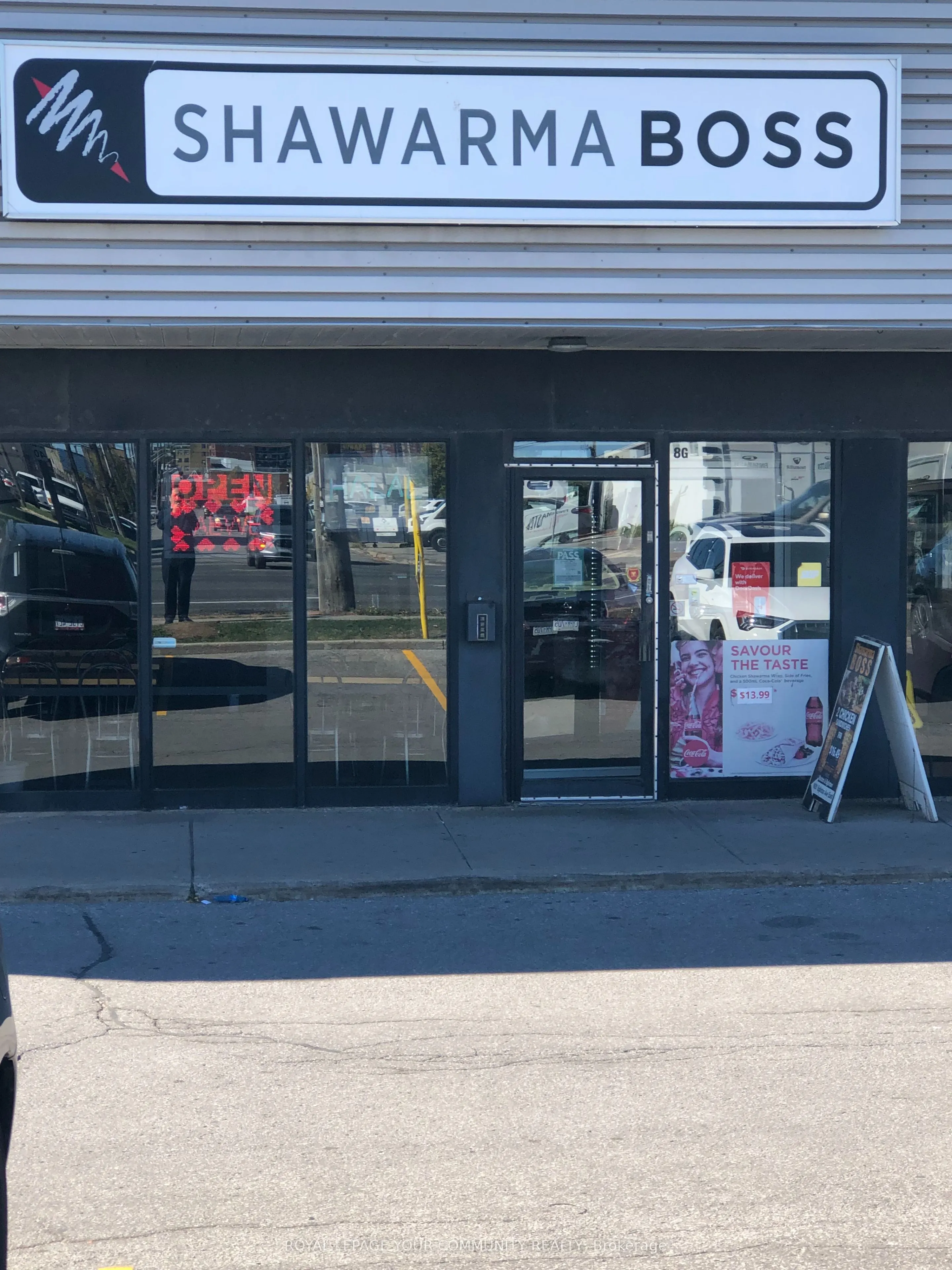 1921 Eglinton Avenue E, #8G