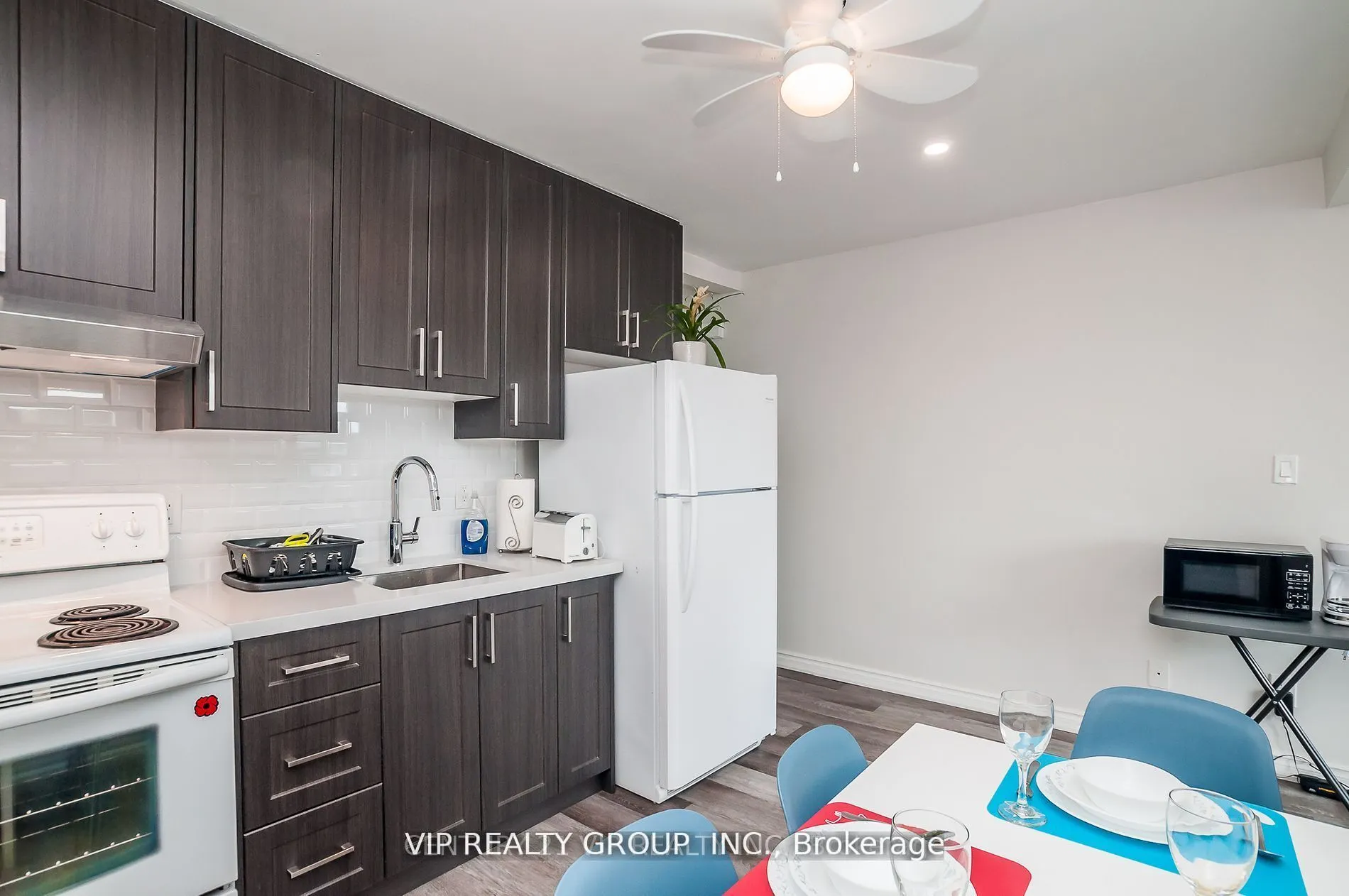 2626 Eglinton Avenue E, #unit 2
