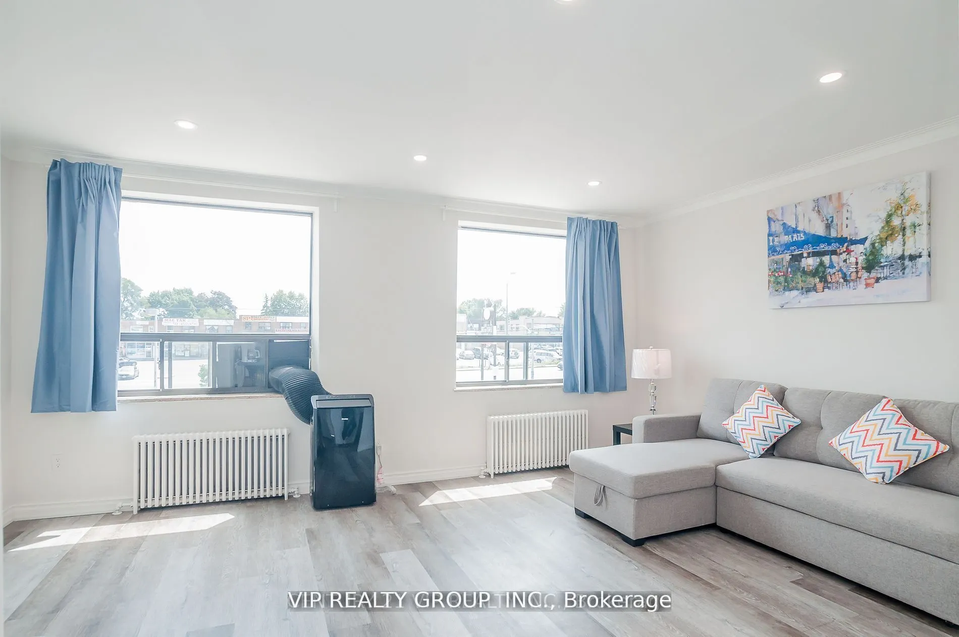 2626 Eglinton Avenue E, #unit 2