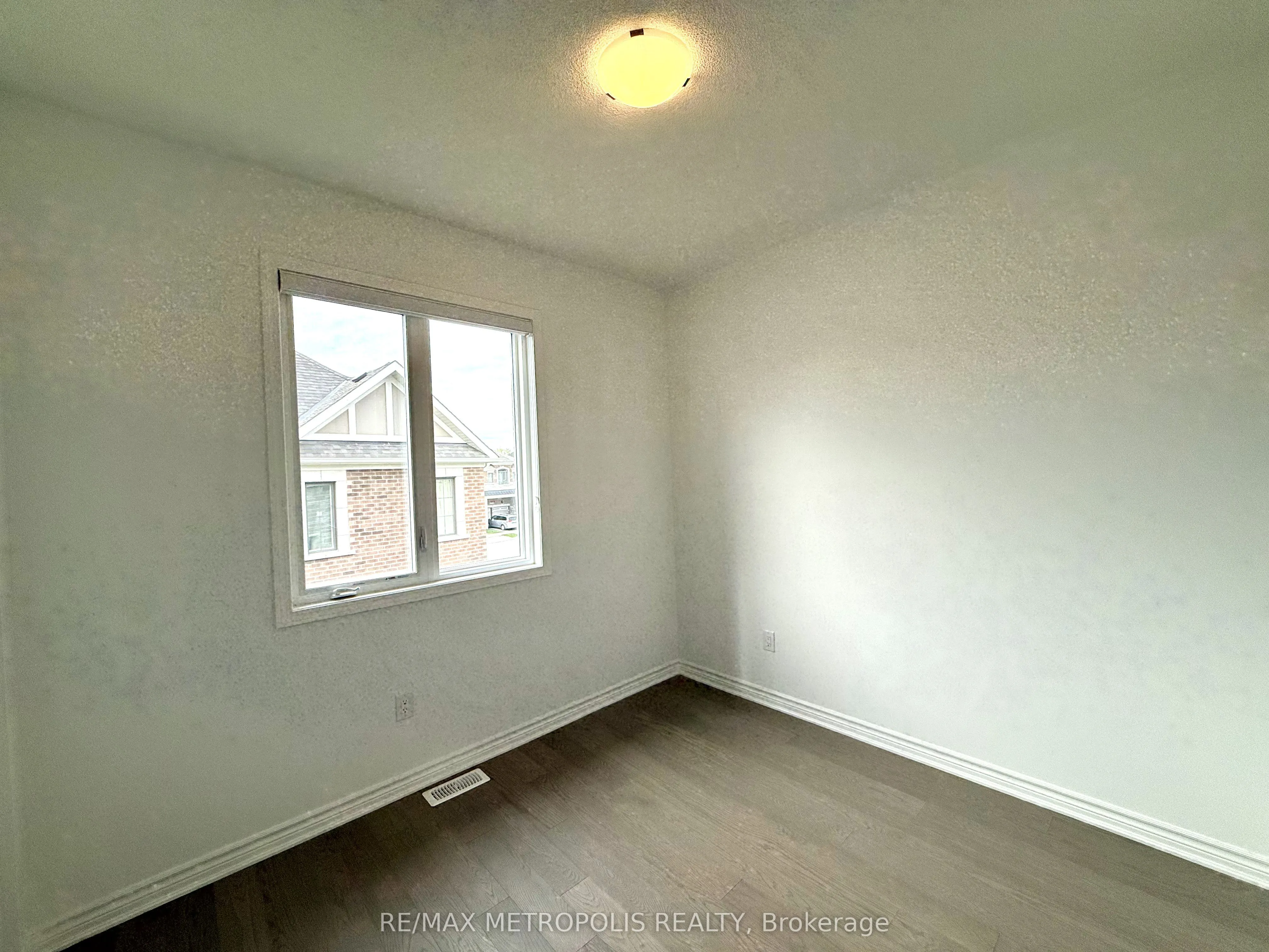 1341 Glamorgan Manor