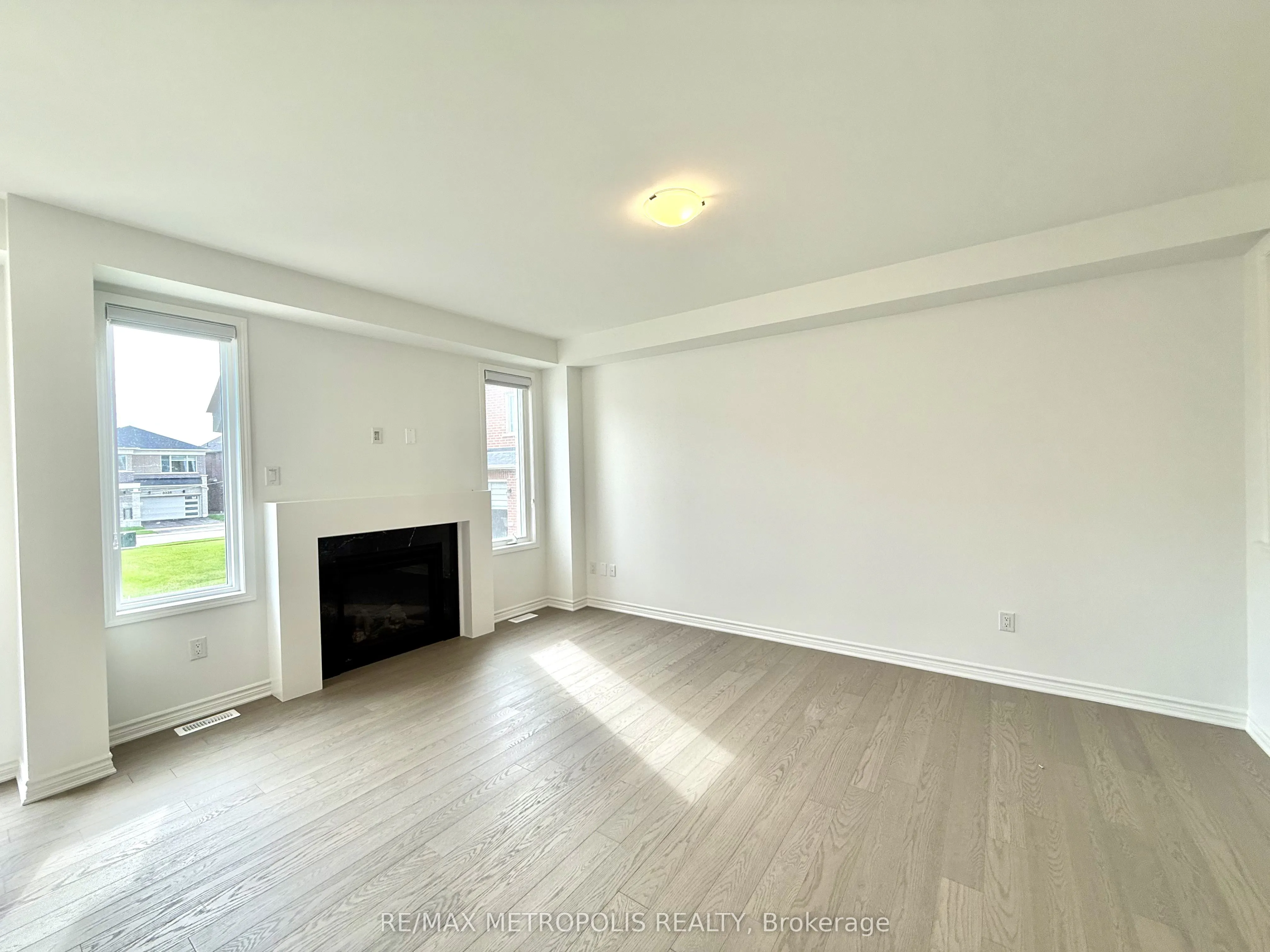 1341 Glamorgan Manor