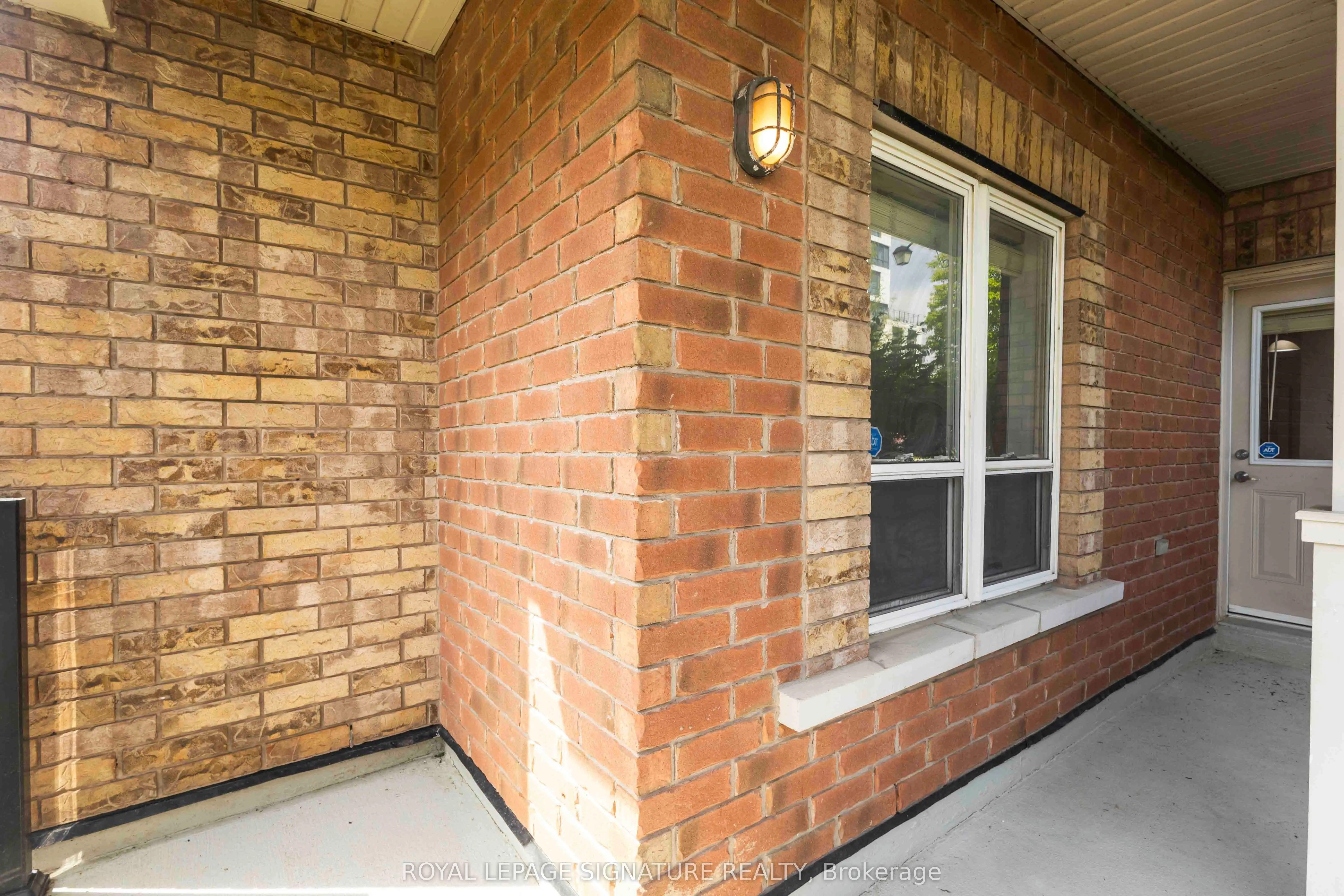 60 Mendelssohn Street, #121