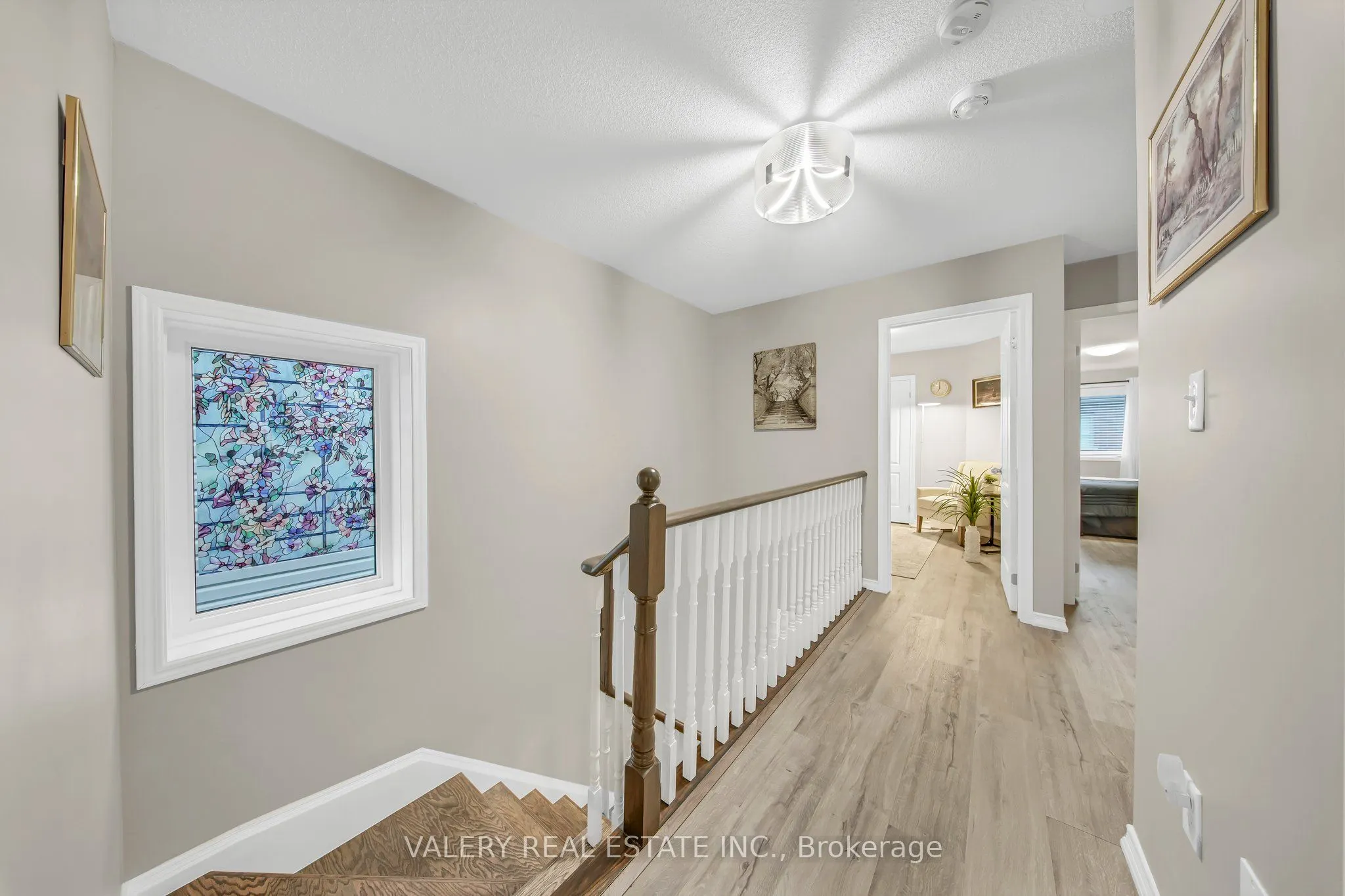 2442 Equestrian Crescent