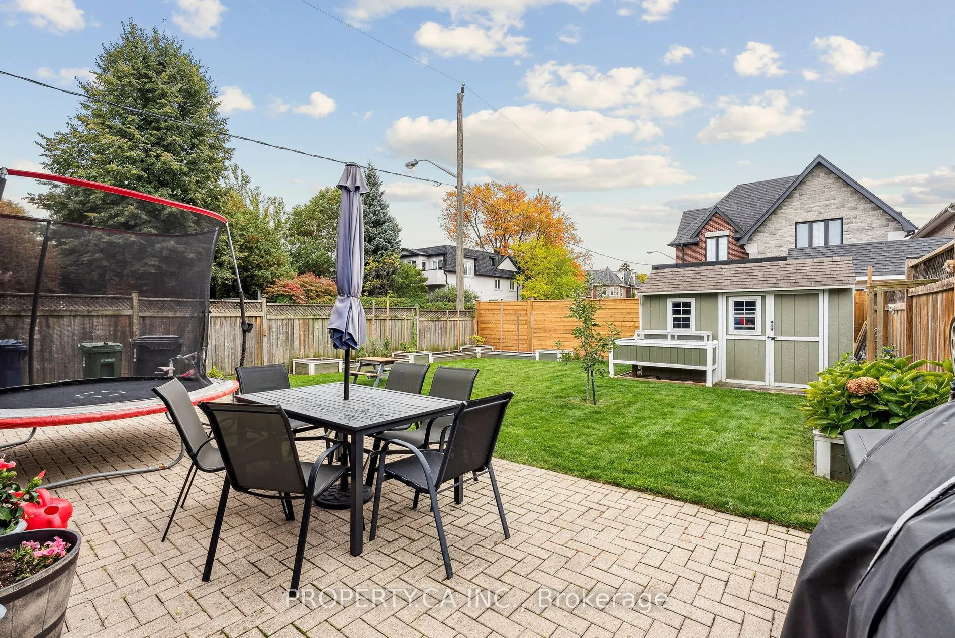 1628 Woodbine Heights Boulevard