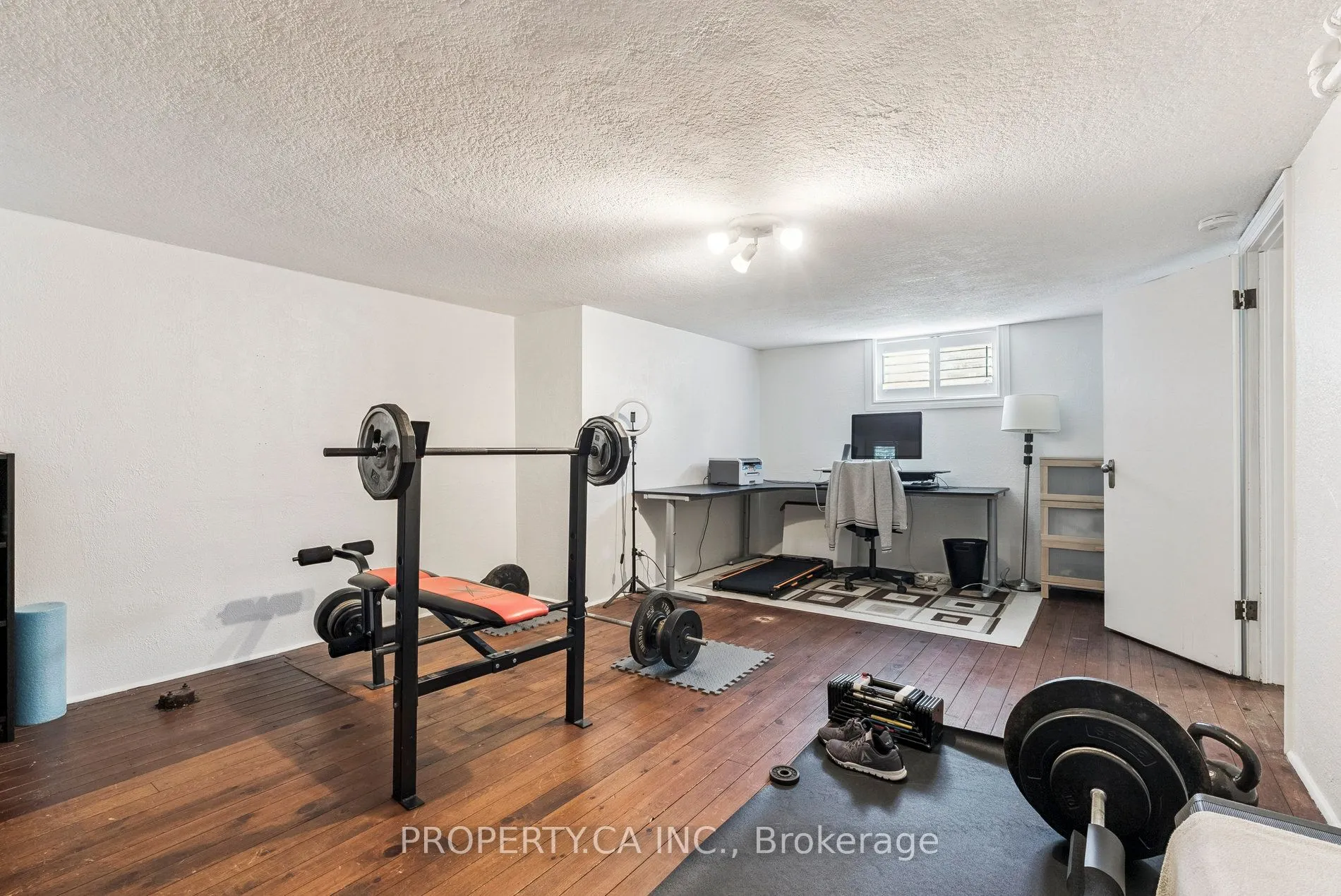 1628 Woodbine Heights Boulevard