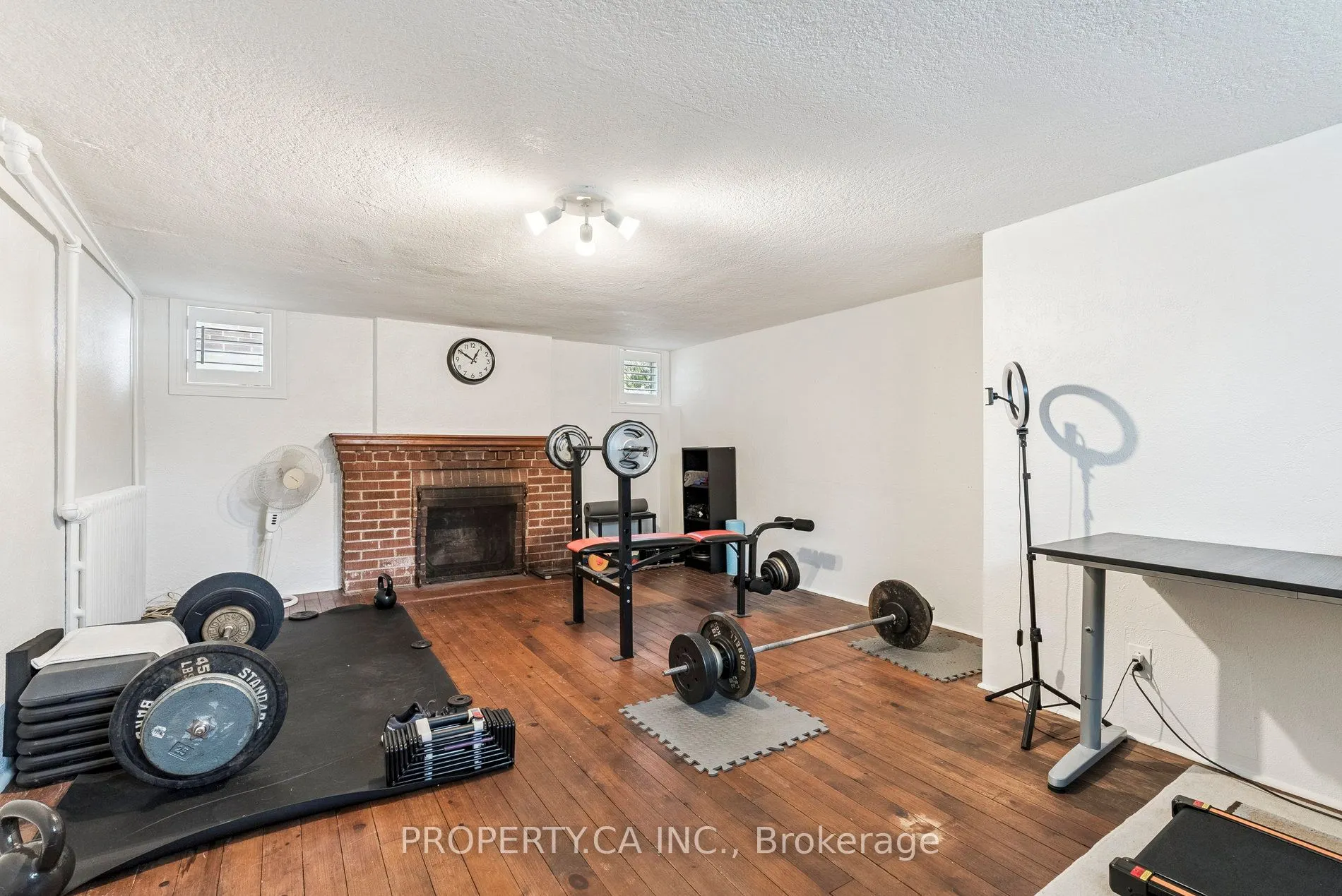 1628 Woodbine Heights Boulevard