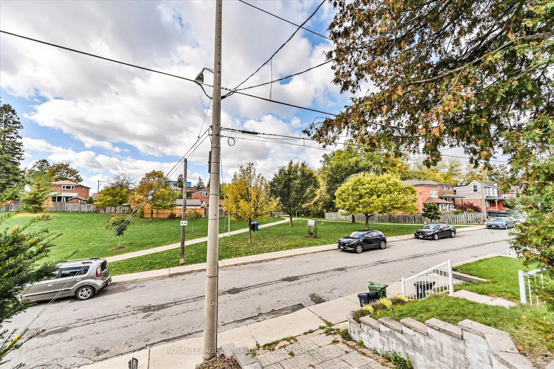 9 Everett Crescent
