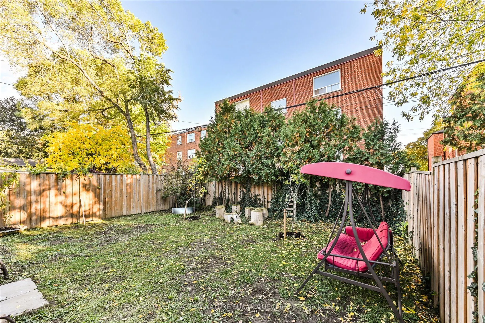 3 Holmstead Avenue