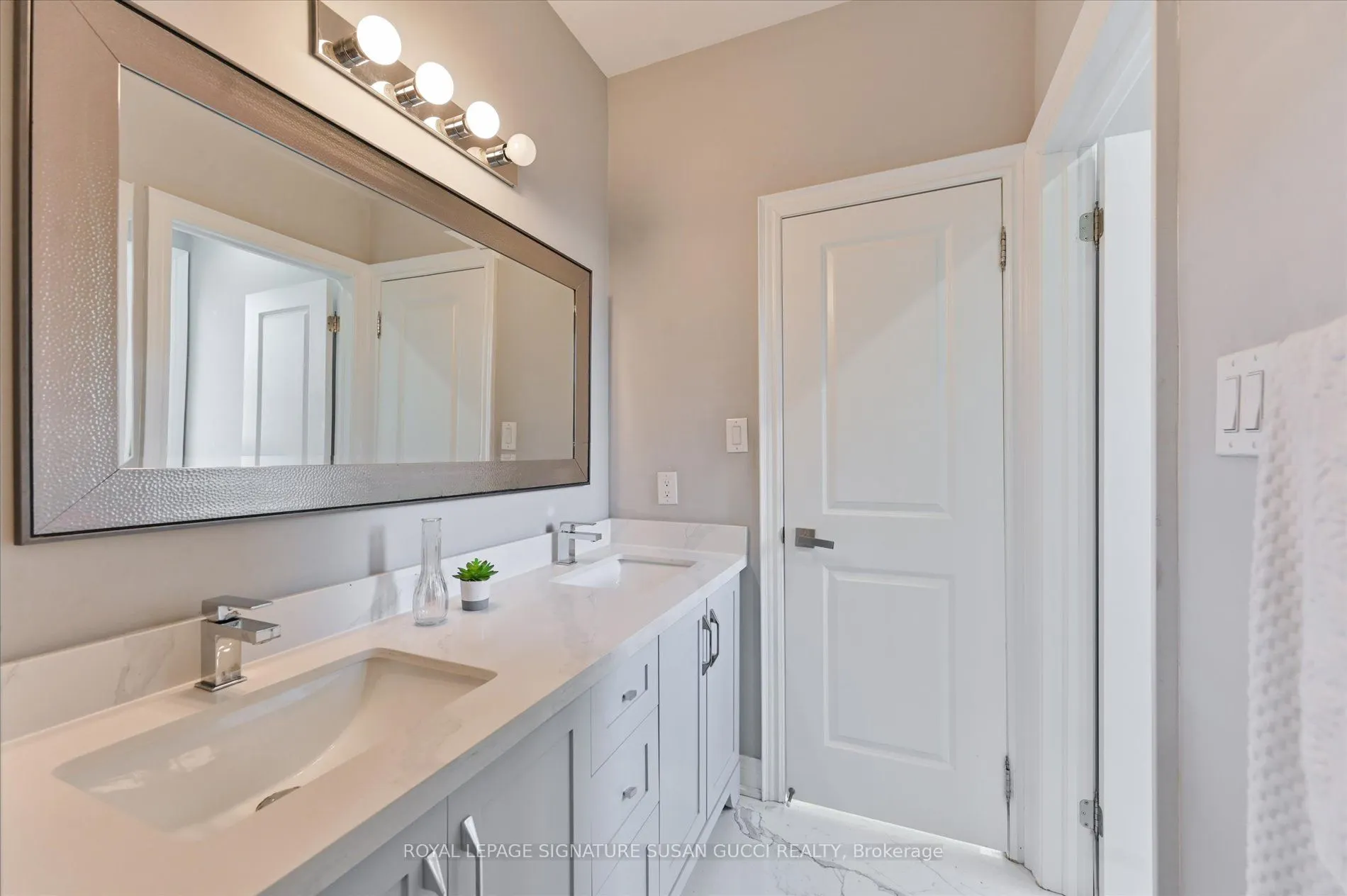 3 Holmstead Avenue