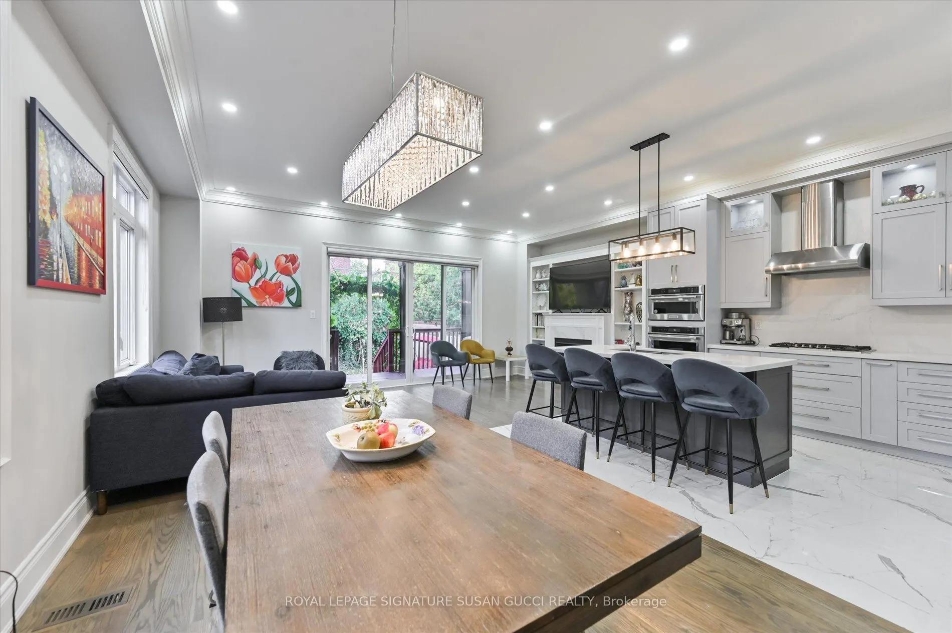 3 Holmstead Avenue