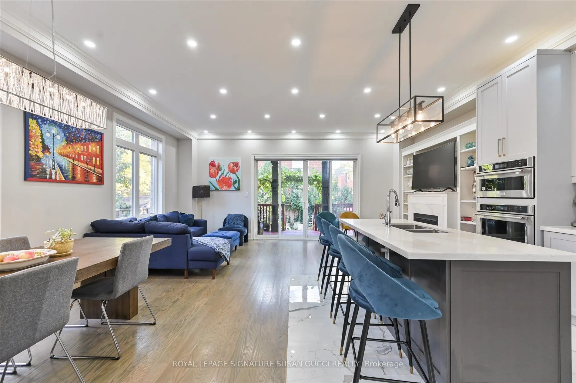 3 Holmstead Avenue
