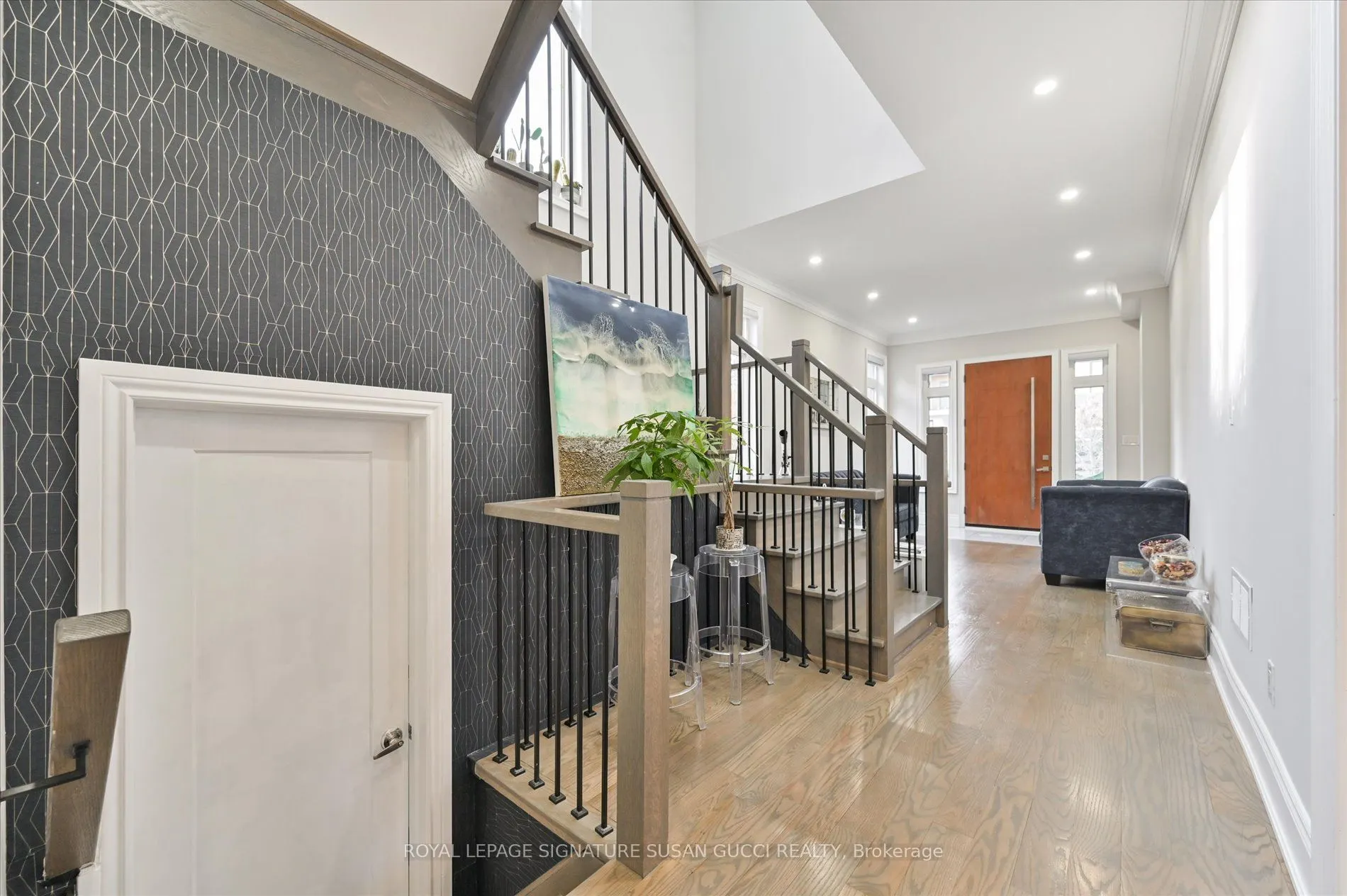 3 Holmstead Avenue