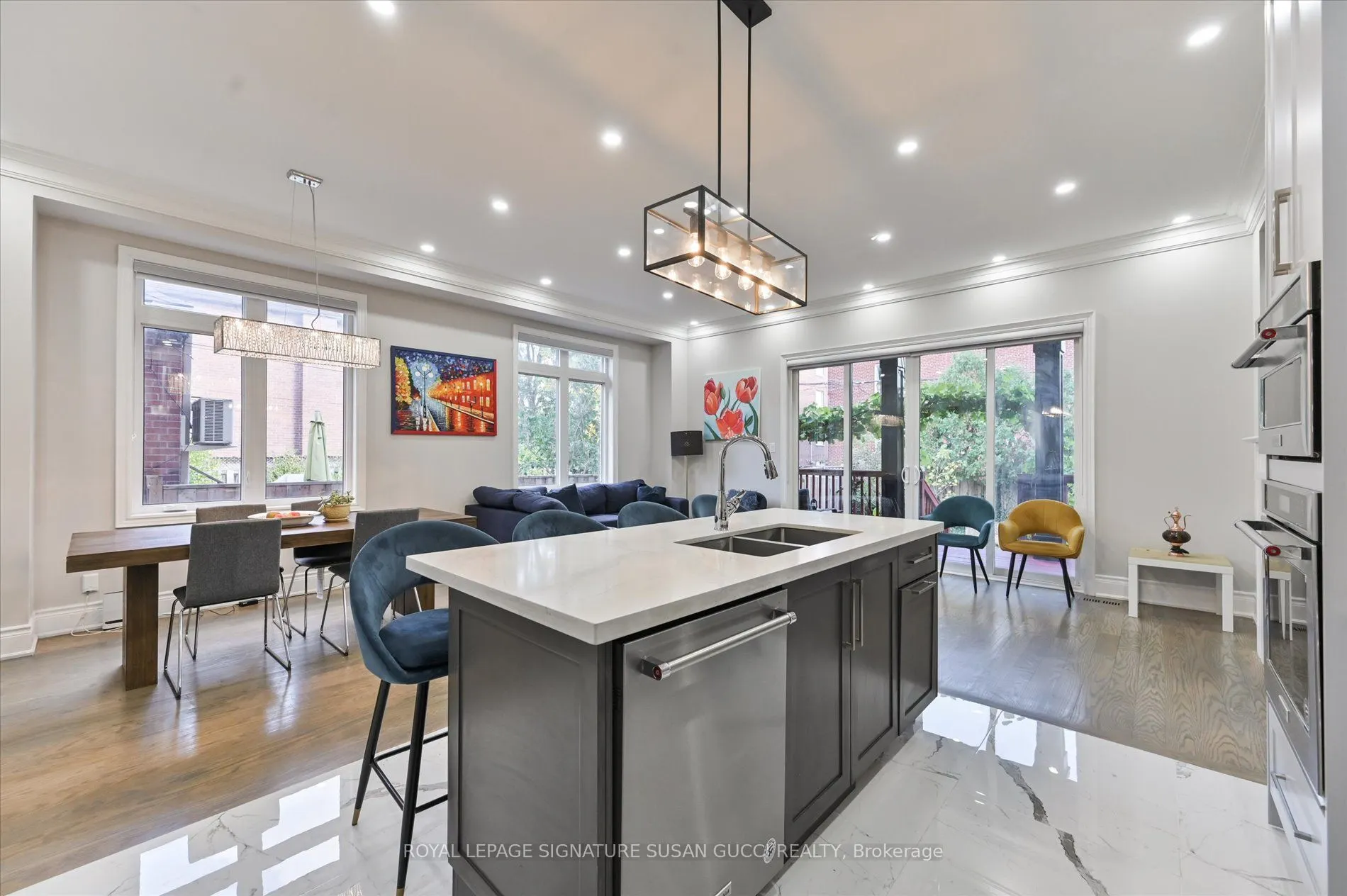 3 Holmstead Avenue