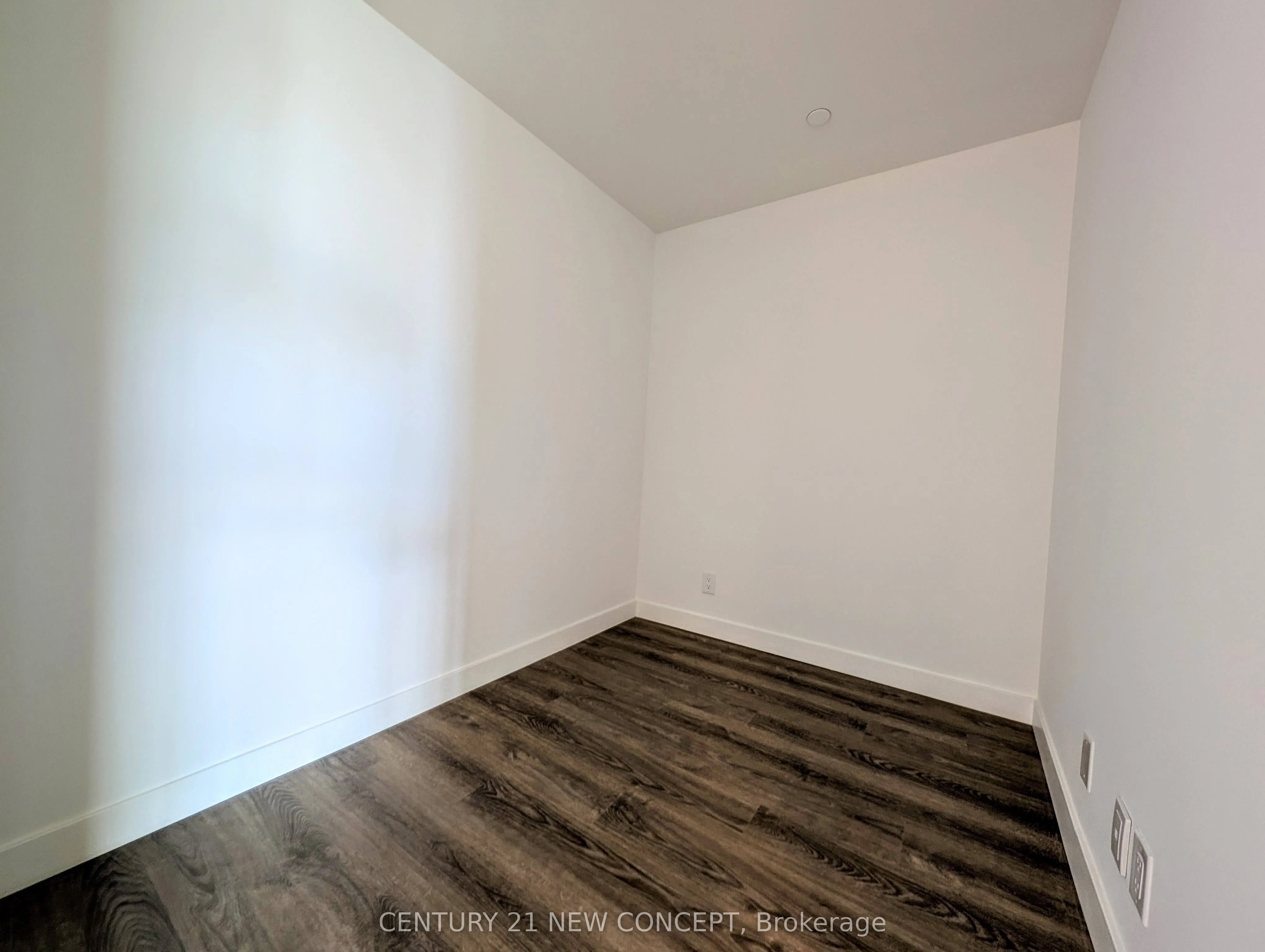 1050 Eastern Avenue, #1204