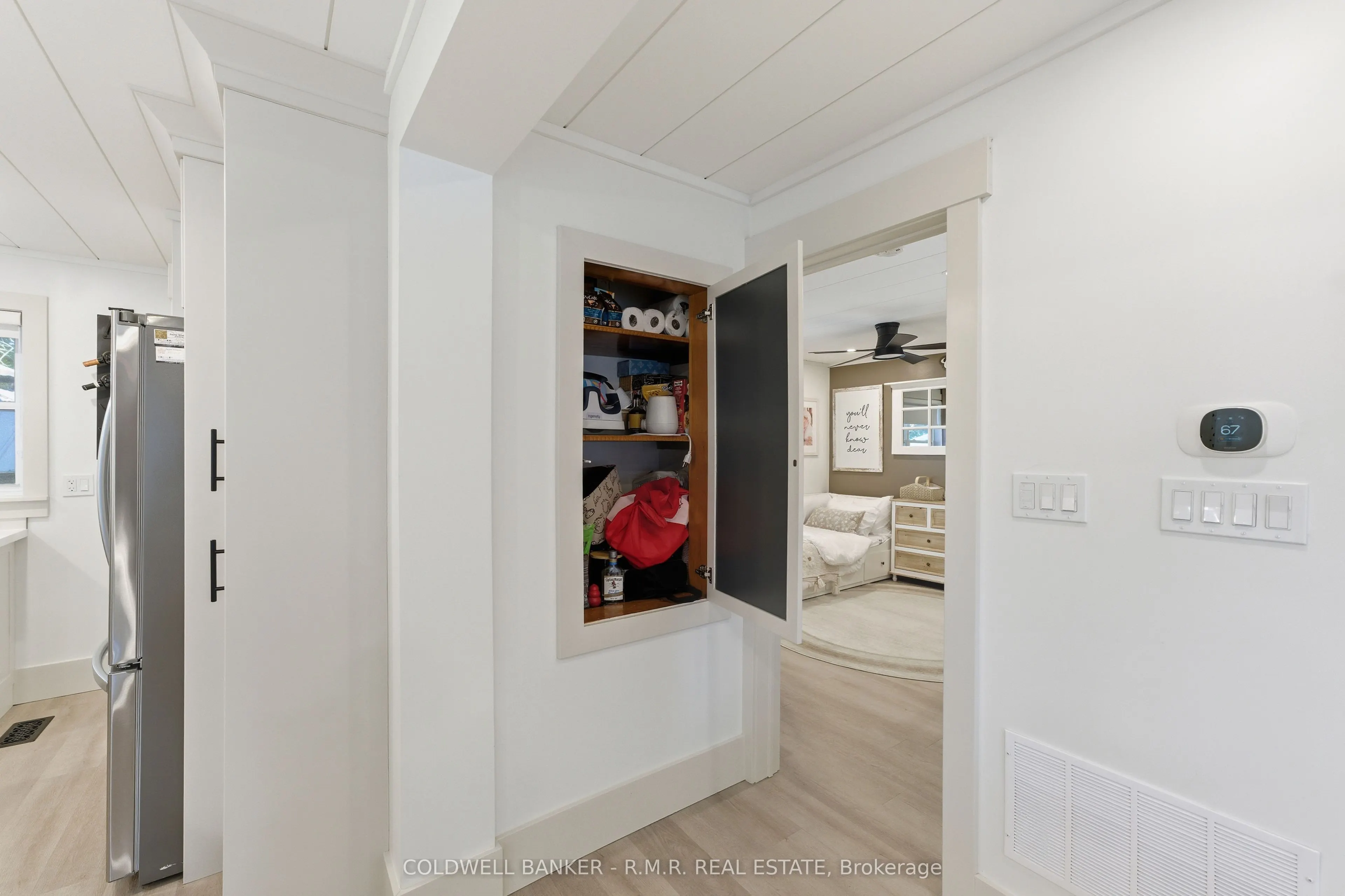 18 Centreview Street