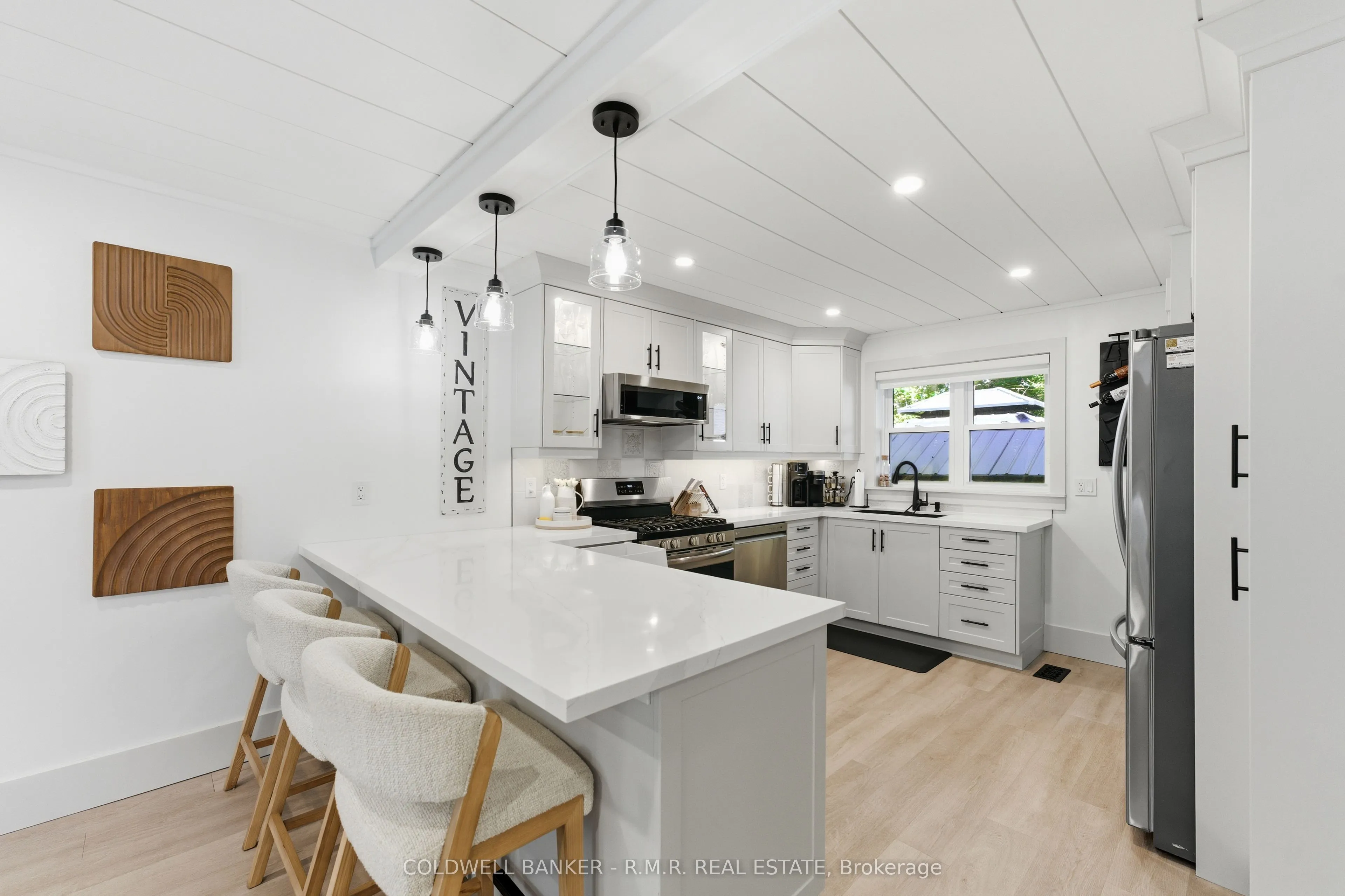 18 Centreview Street
