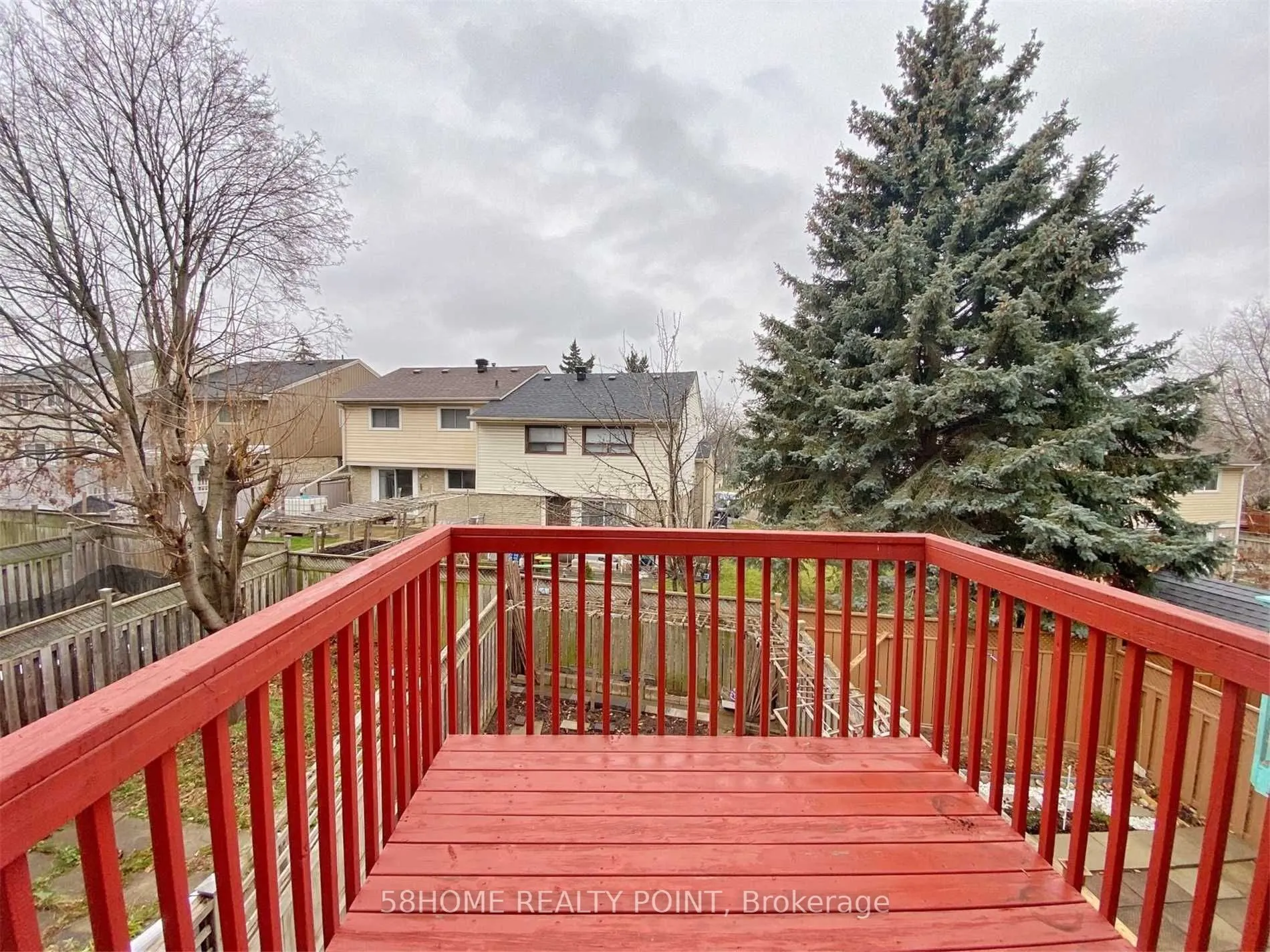 17 Exchequer Place, #Main