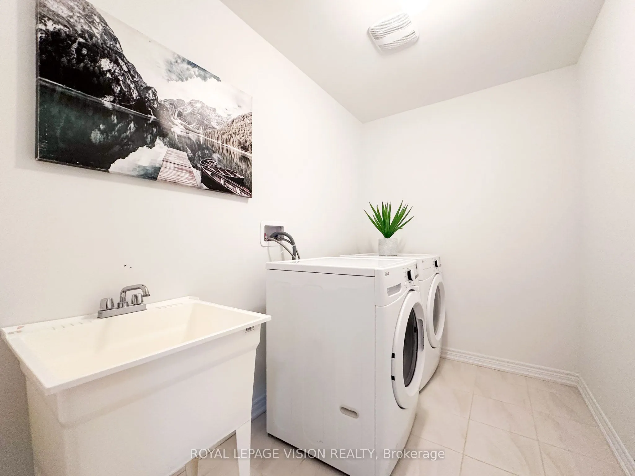 21 Sorbara Way