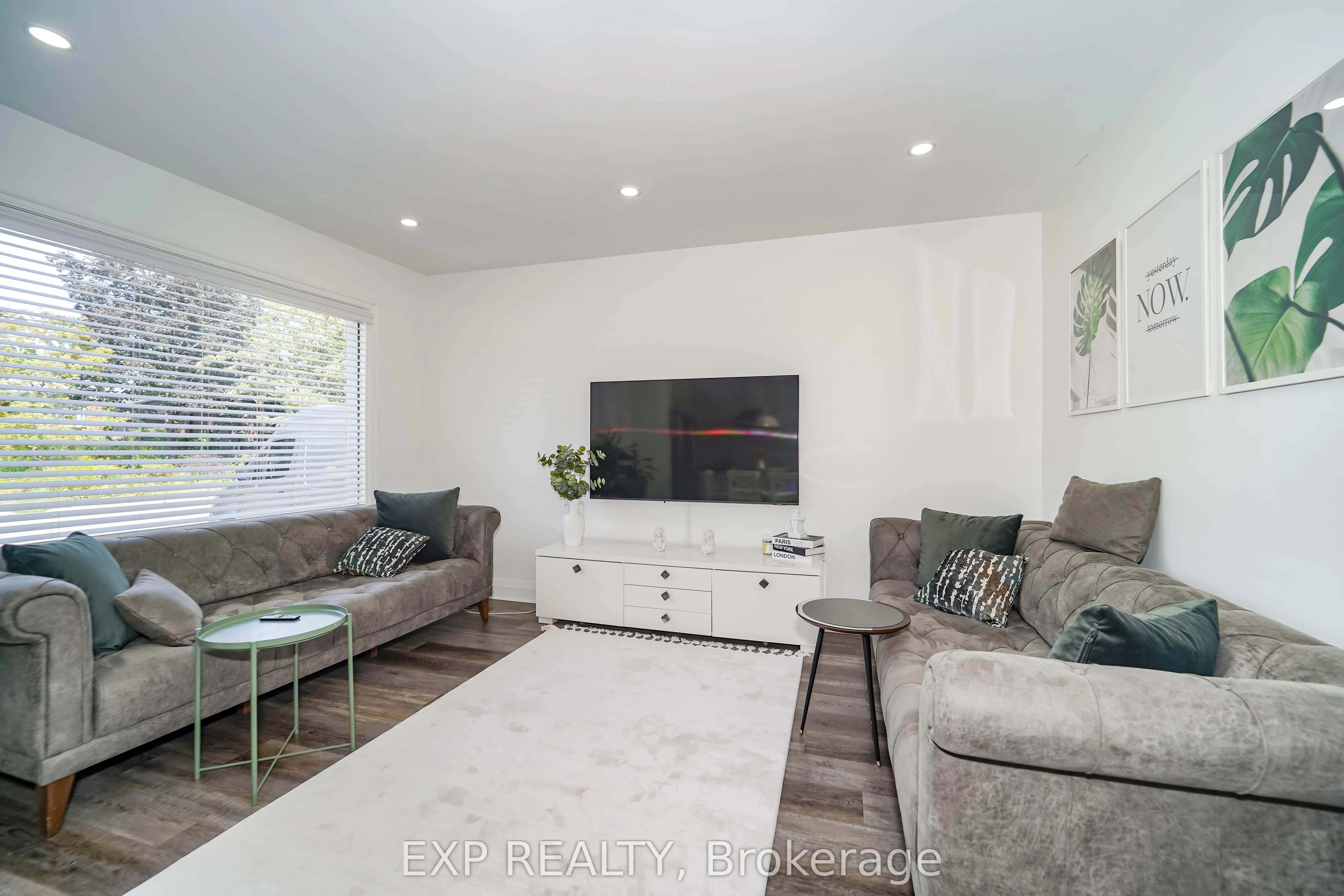 43 Southmead Road