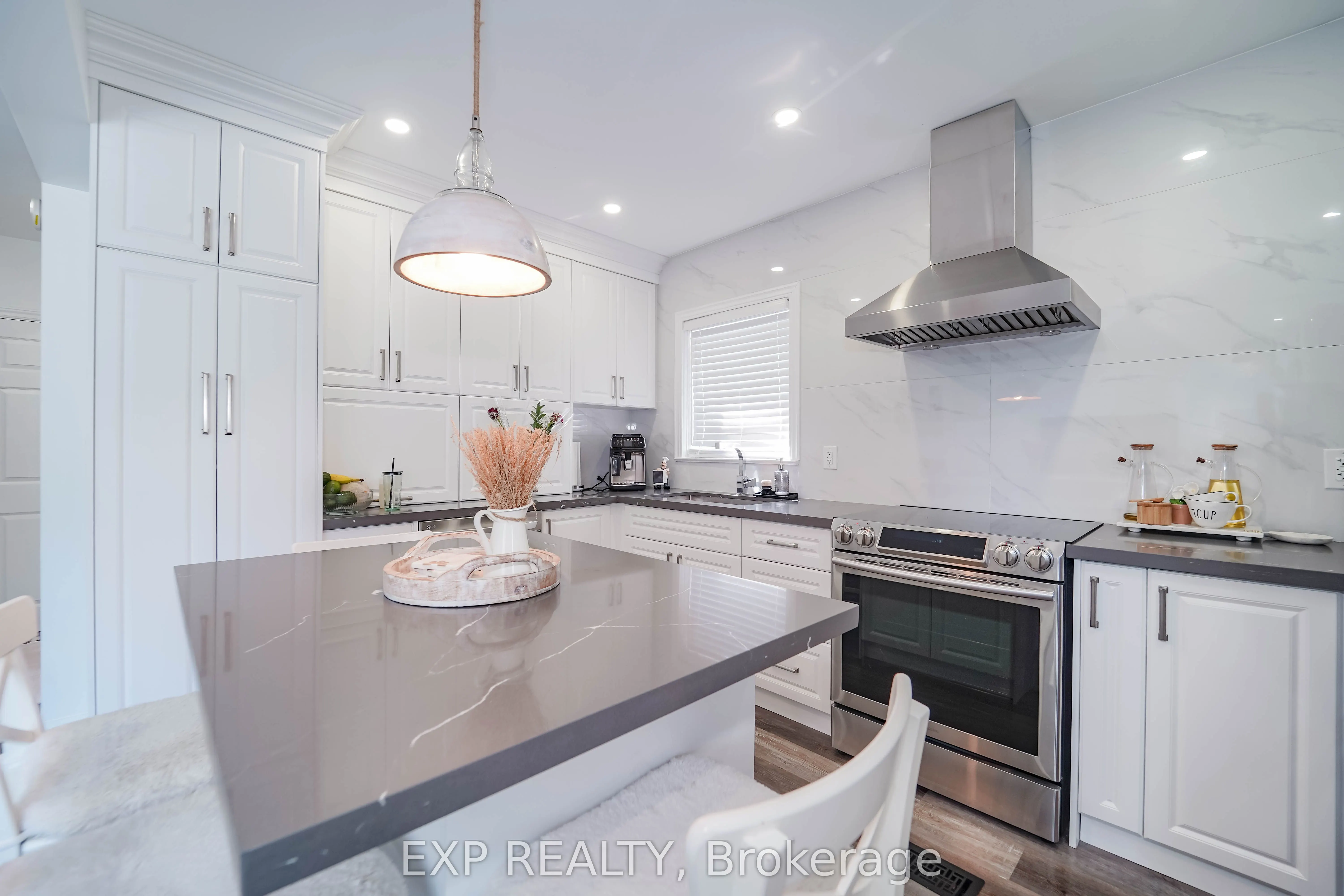 43 Southmead Road